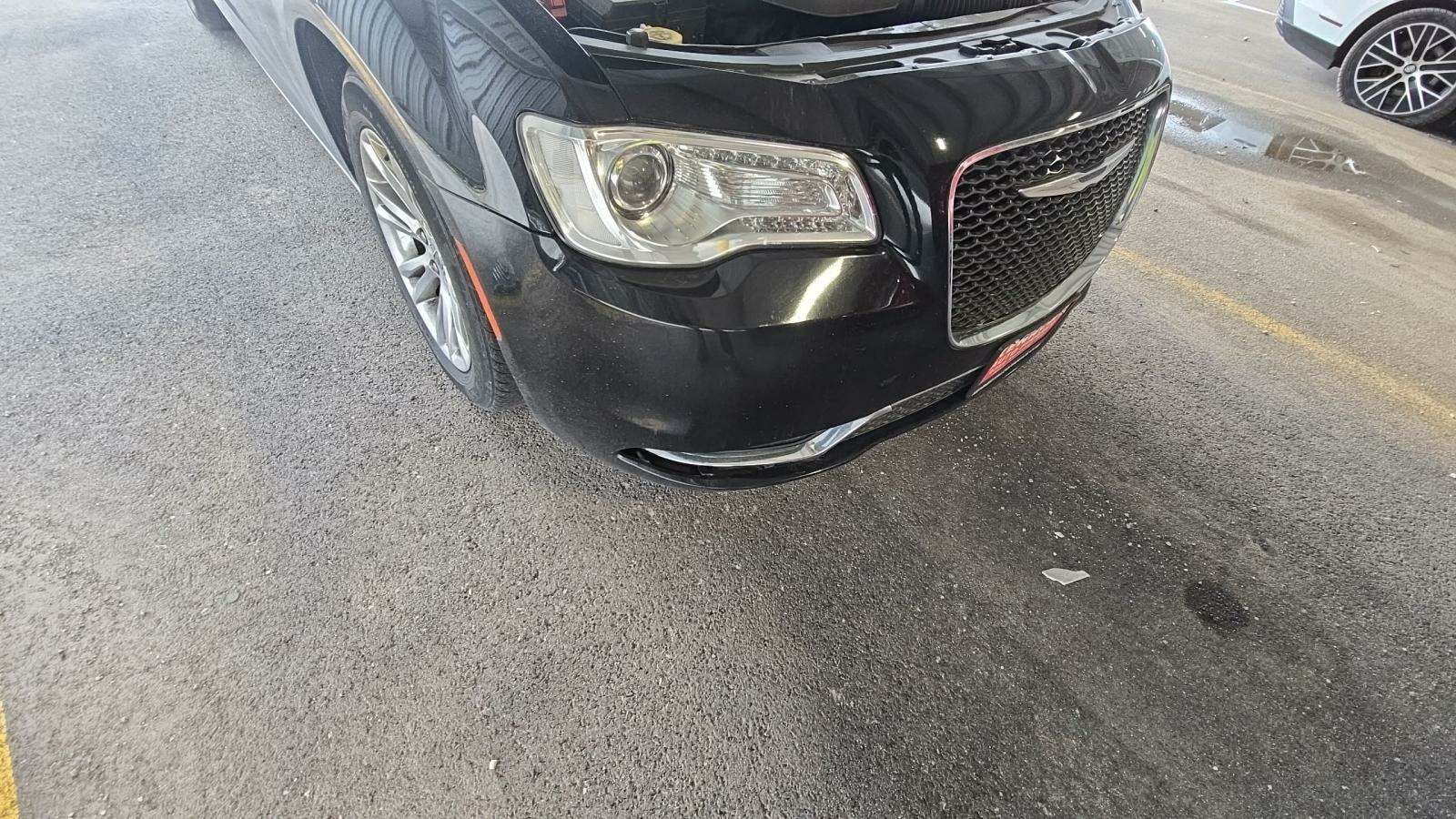 2017 Chrysler 300 C RWD