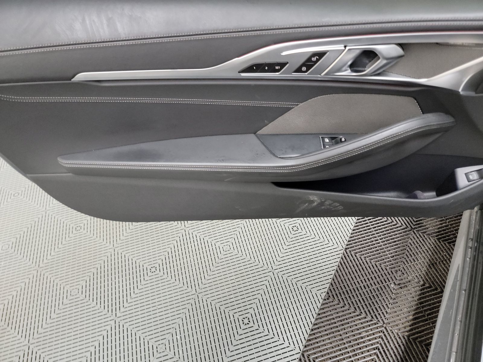 2022 BMW 8 Series M850i xDrive AWD