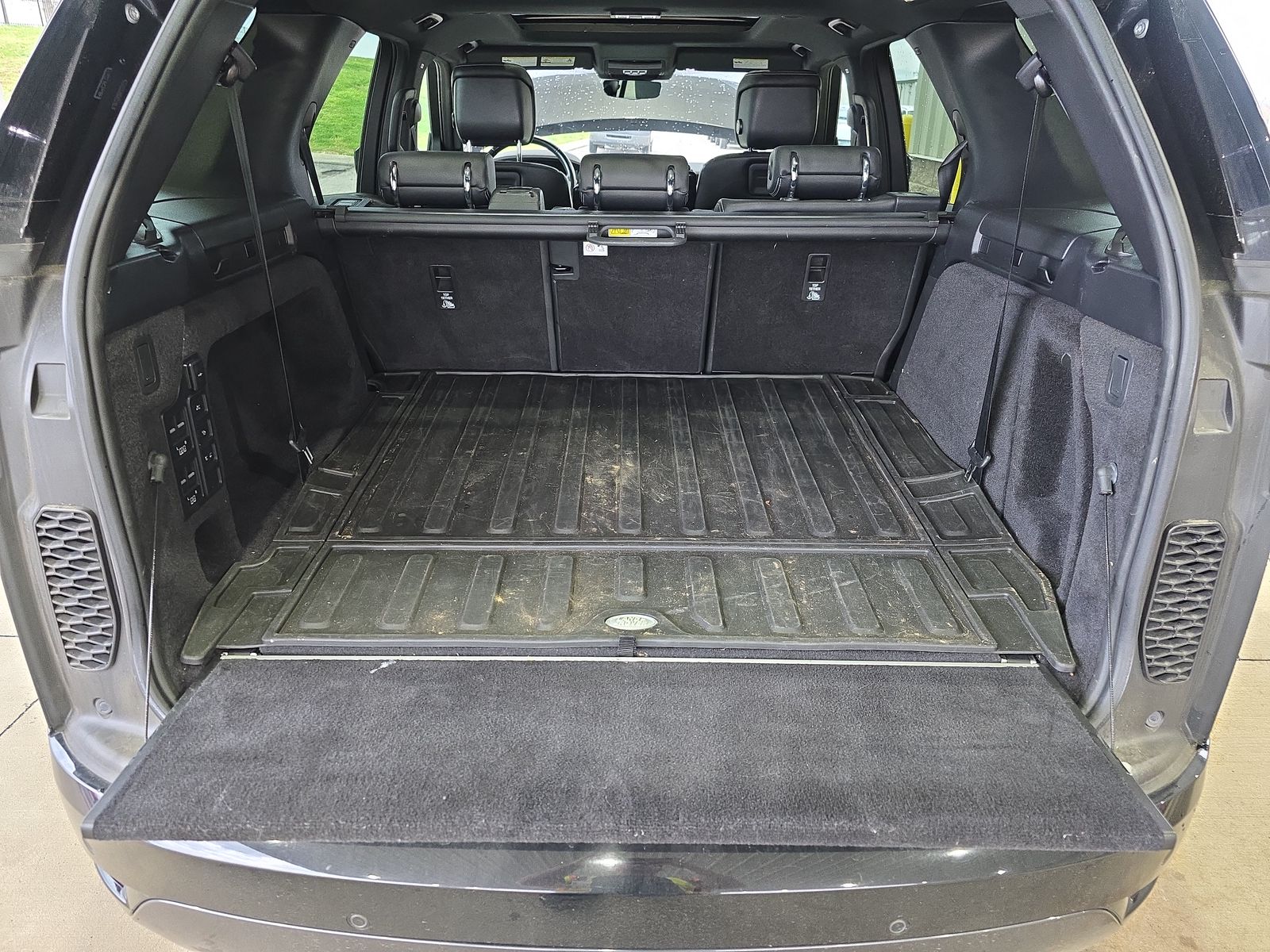 2021 Land Rover Discovery S R-Dynamic AWD