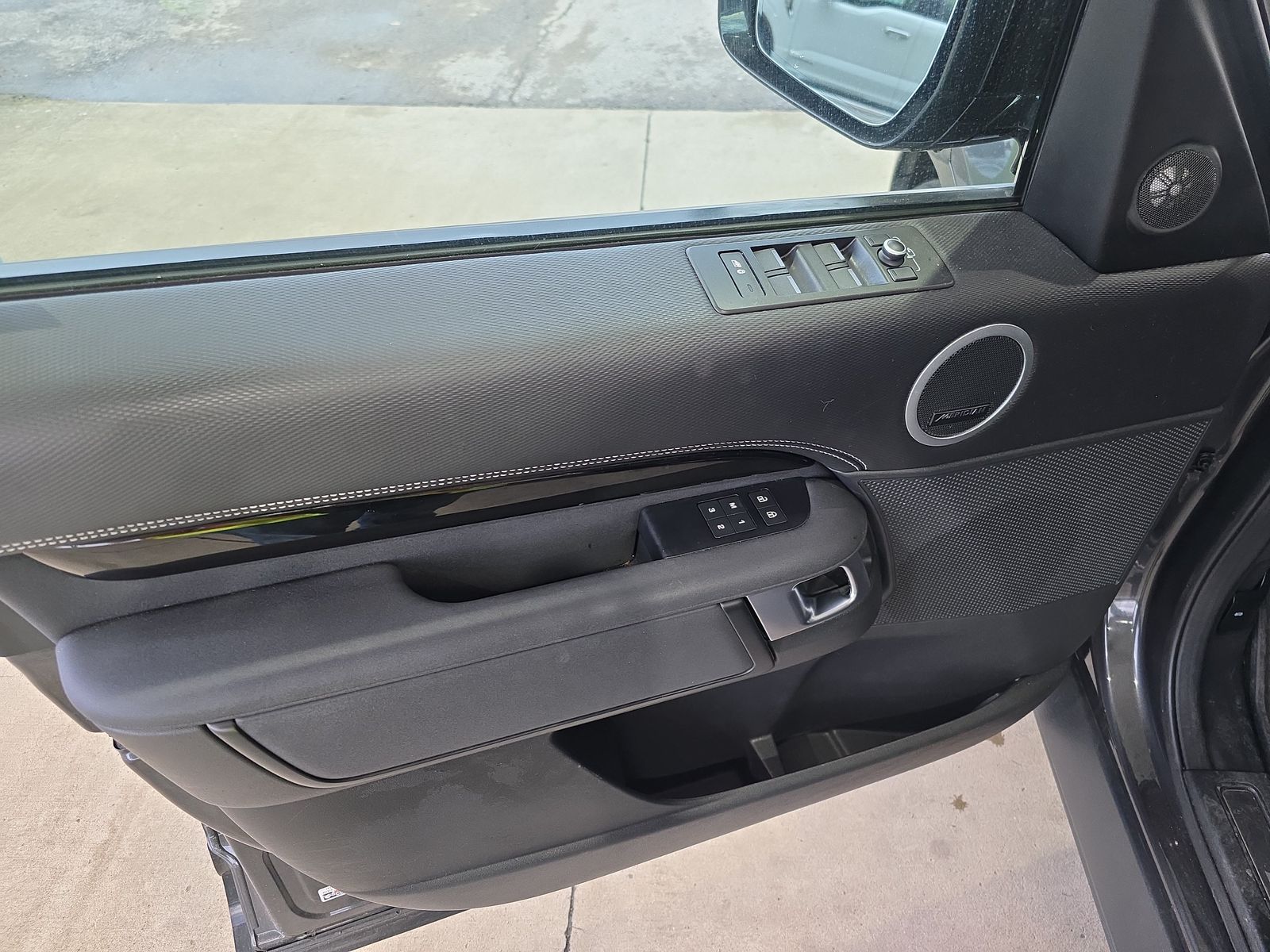 2021 Land Rover Discovery S R-Dynamic AWD