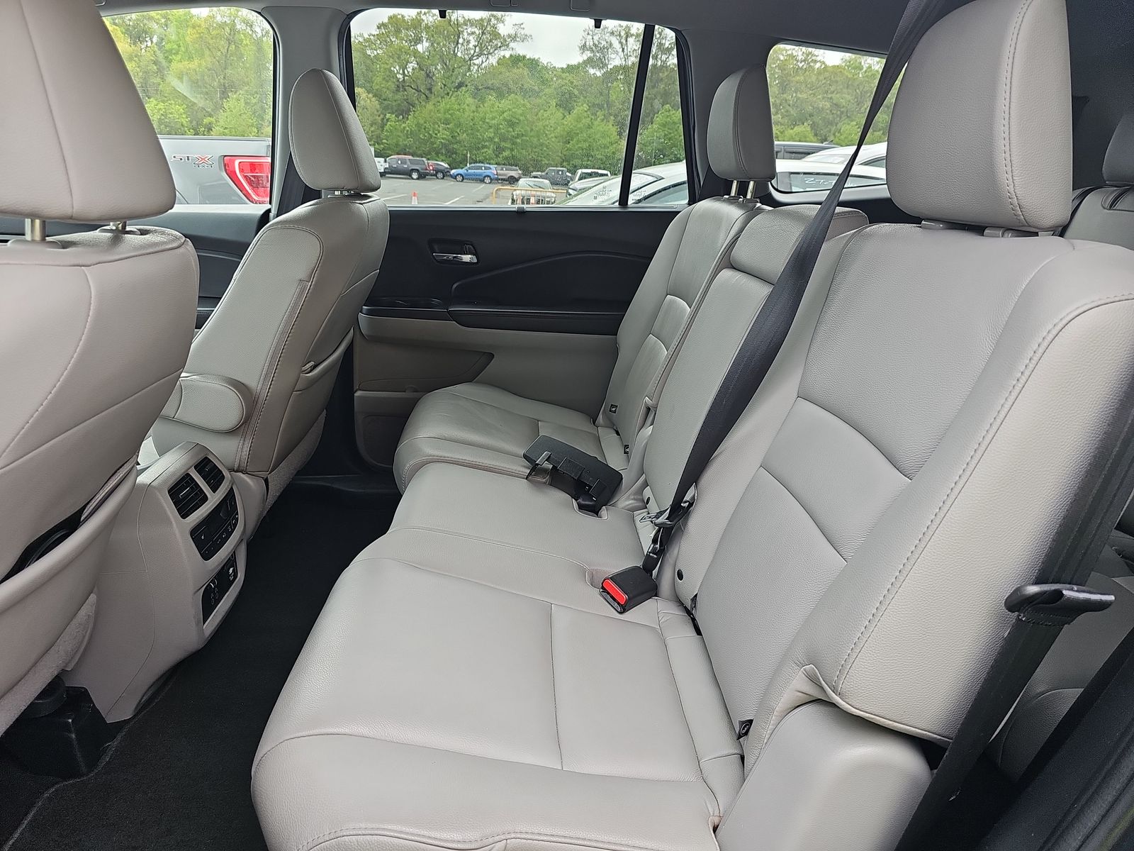 2020 Honda Pilot Touring FWD