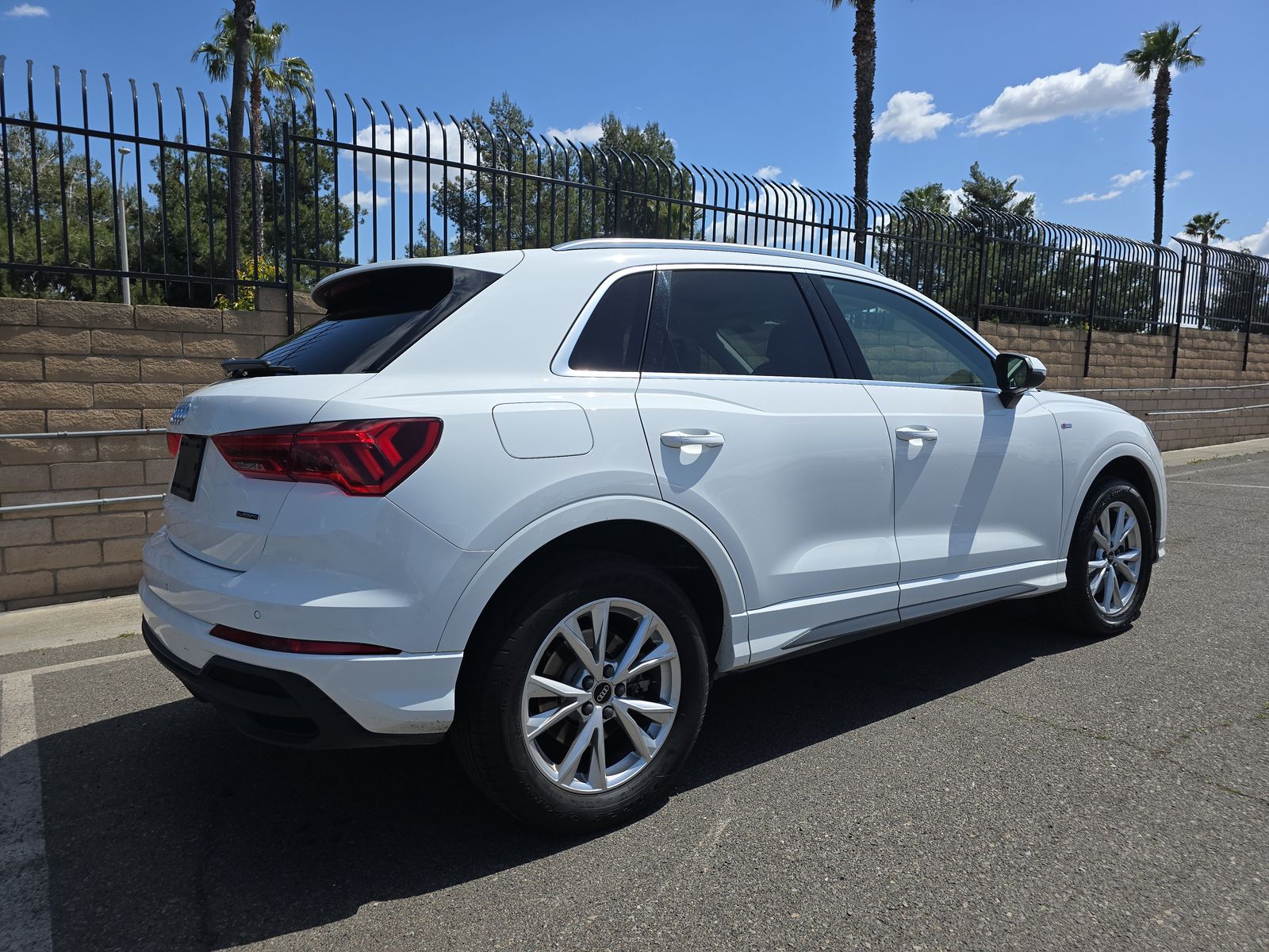 2023 Audi Q3 S line Premium AWD