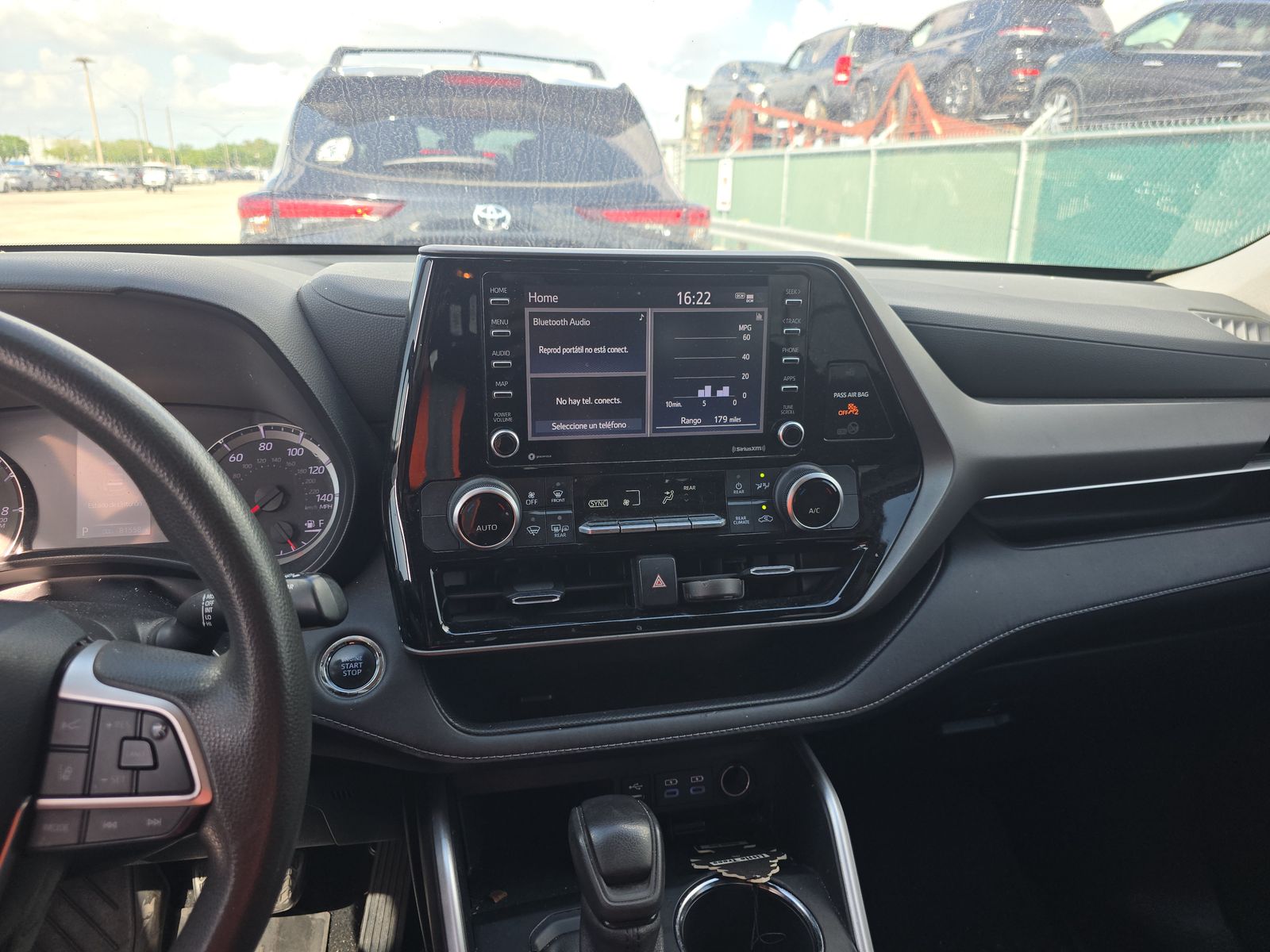 2022 Toyota Highlander L FWD