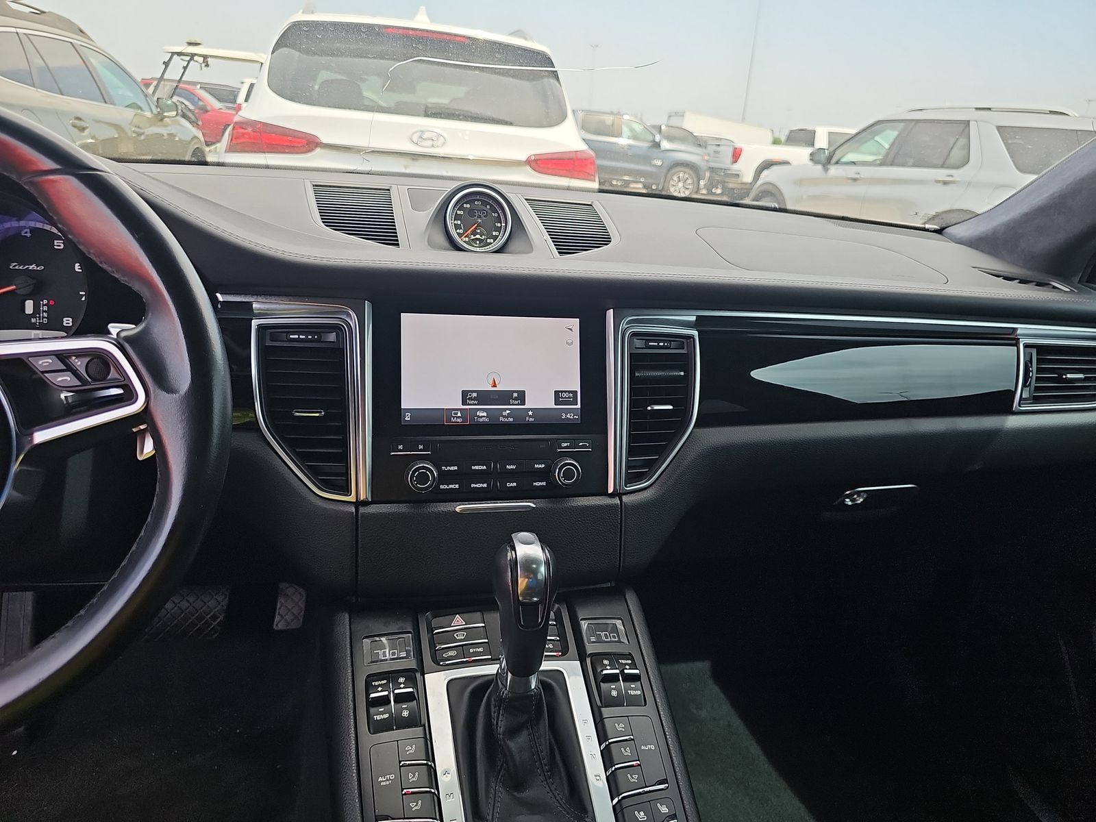 2018 Porsche Macan Turbo AWD