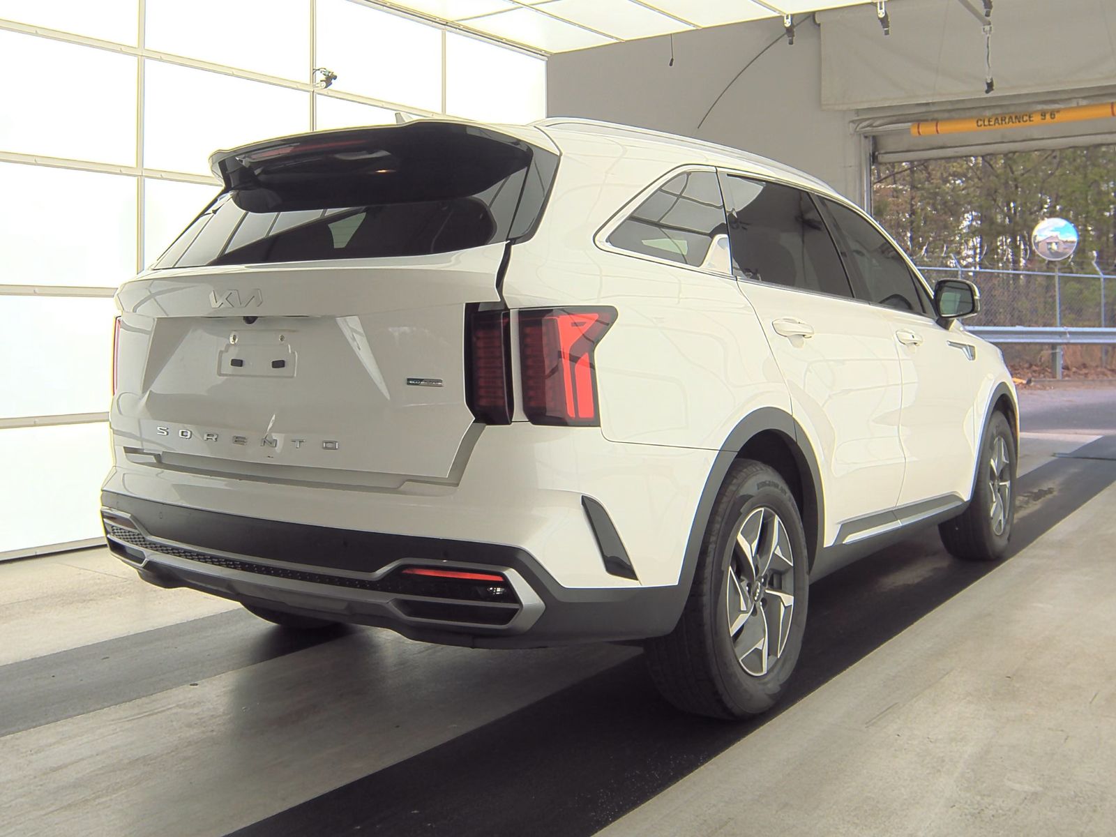 2022 Kia Sorento Hybrid S FWD