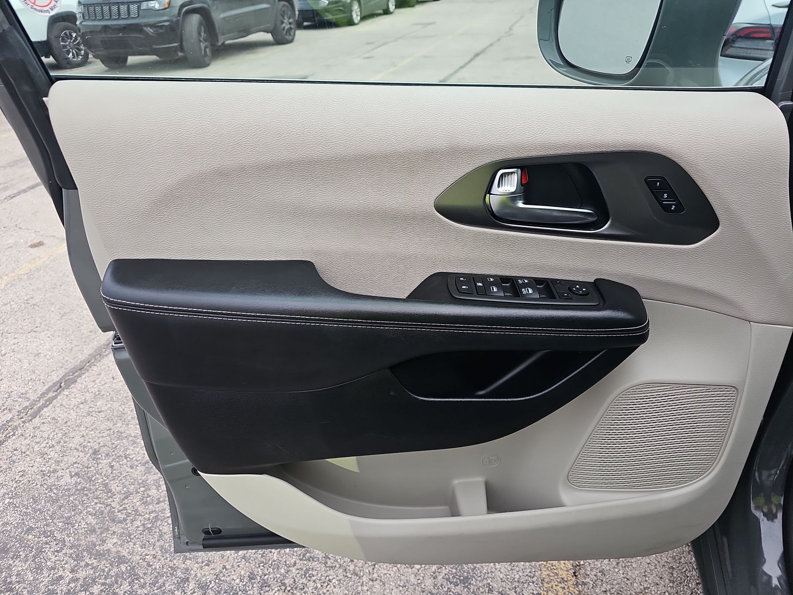 2022 Chrysler Pacifica Touring L FWD