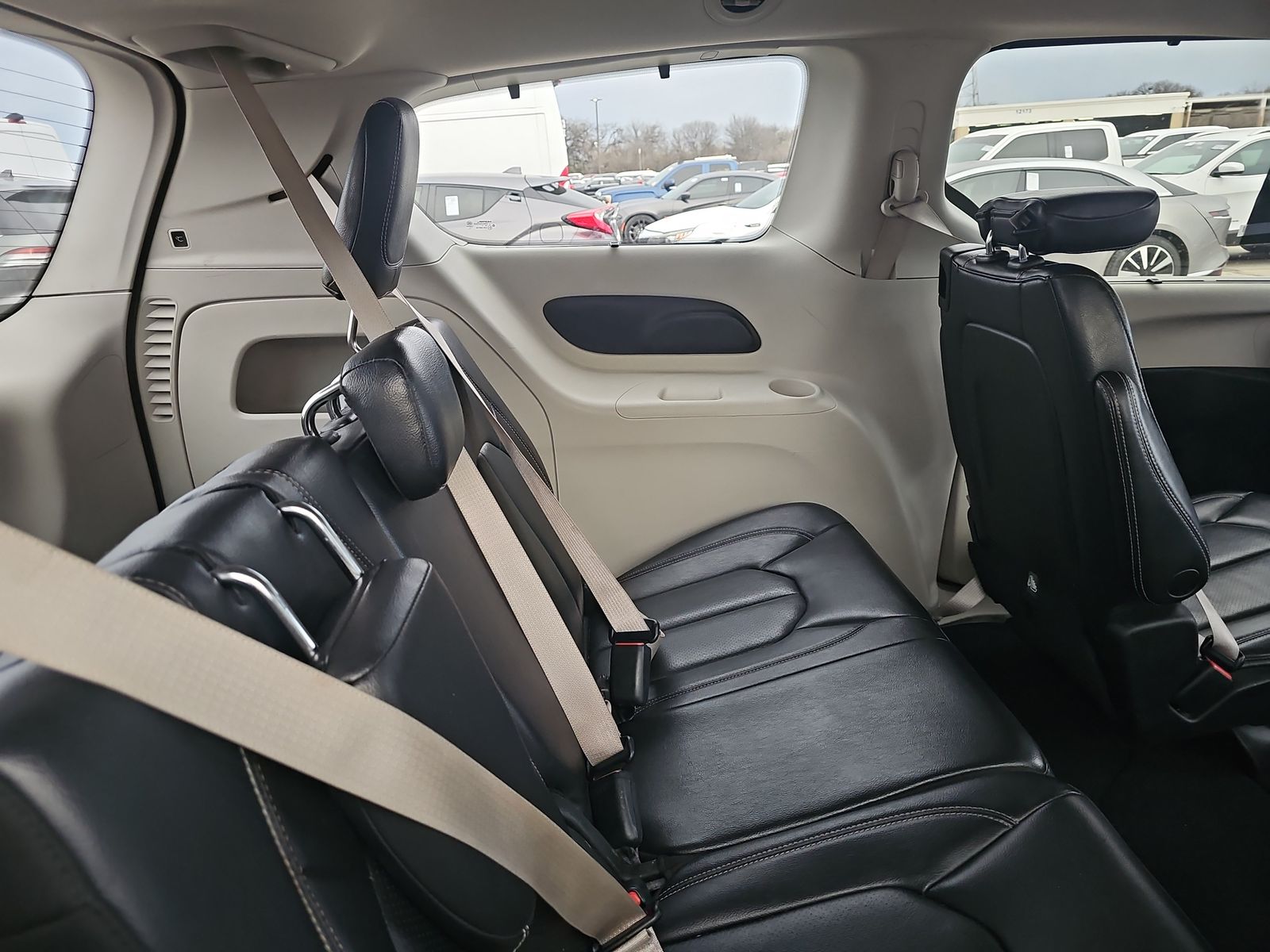 2022 Chrysler Pacifica Touring L FWD