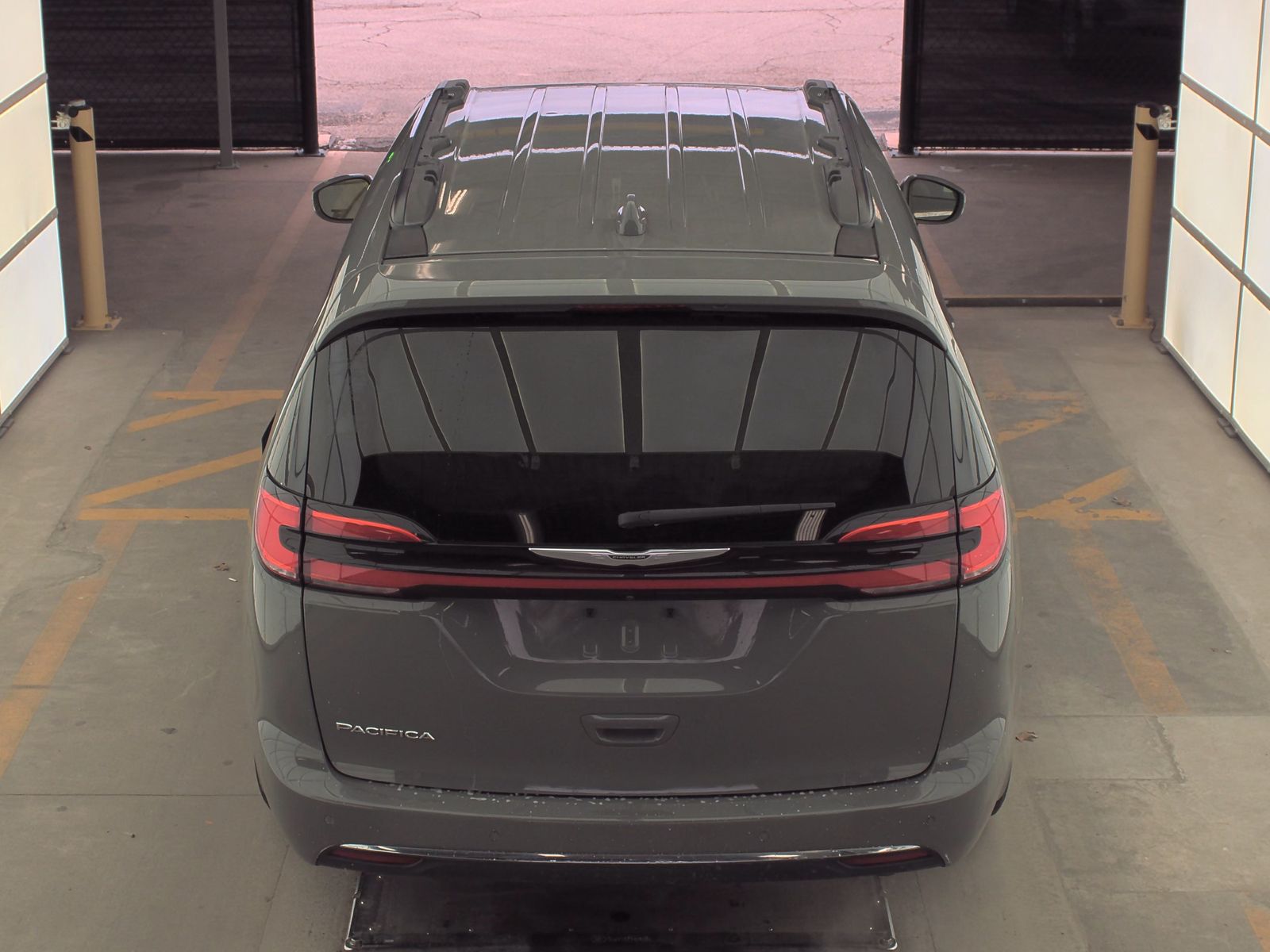 2022 Chrysler Pacifica Touring L FWD