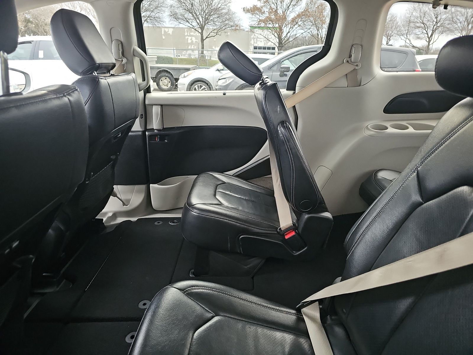 2022 Chrysler Pacifica Touring L FWD