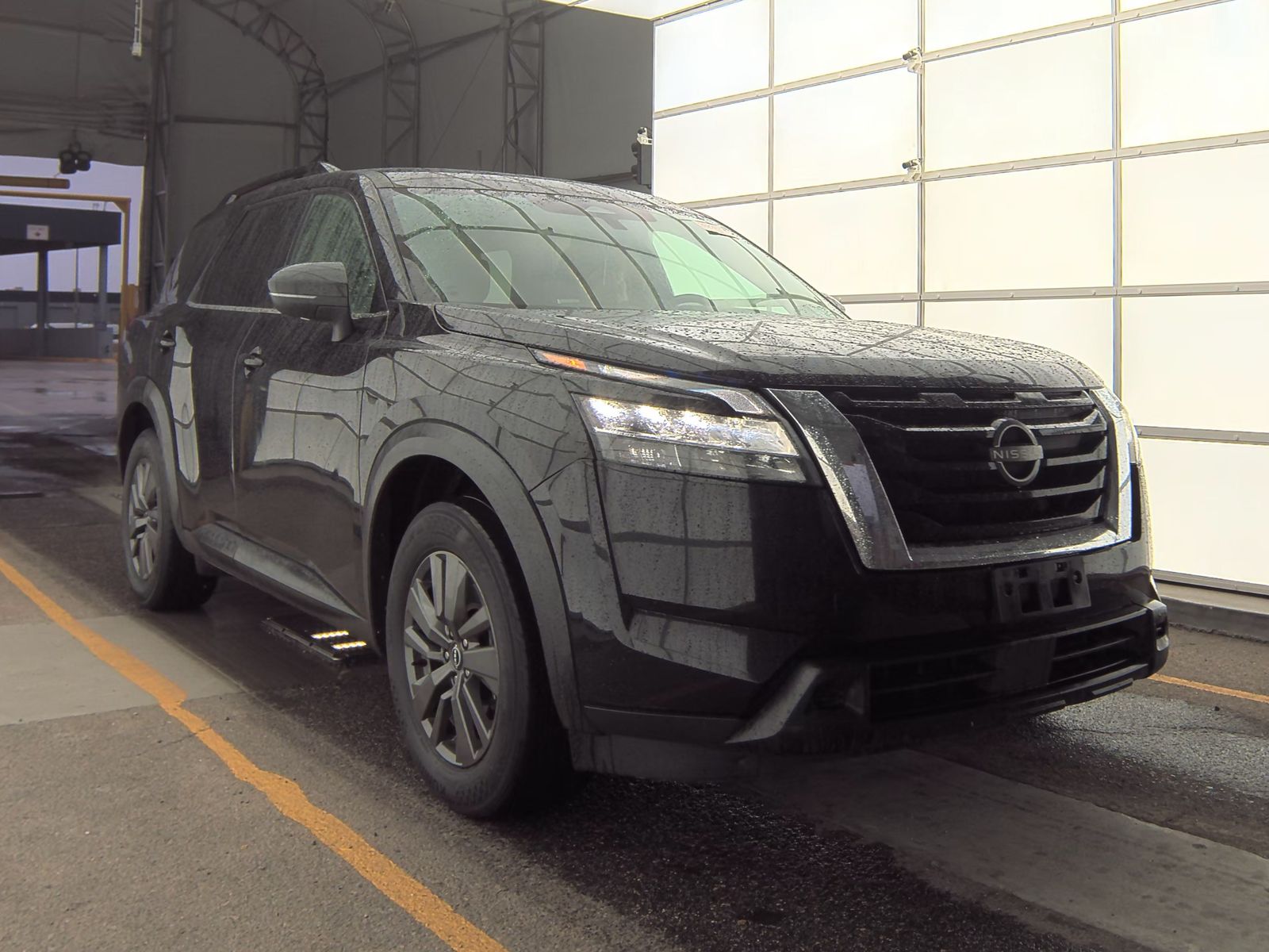 2022 Nissan Pathfinder SV AWD