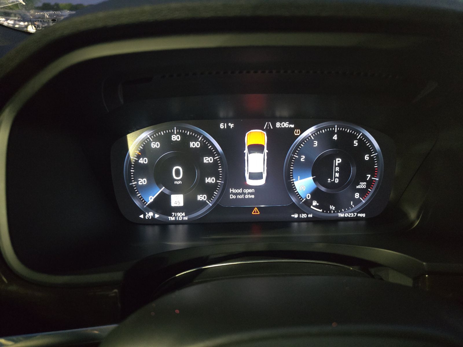 2020 Volvo S90 T6 Momentum AWD