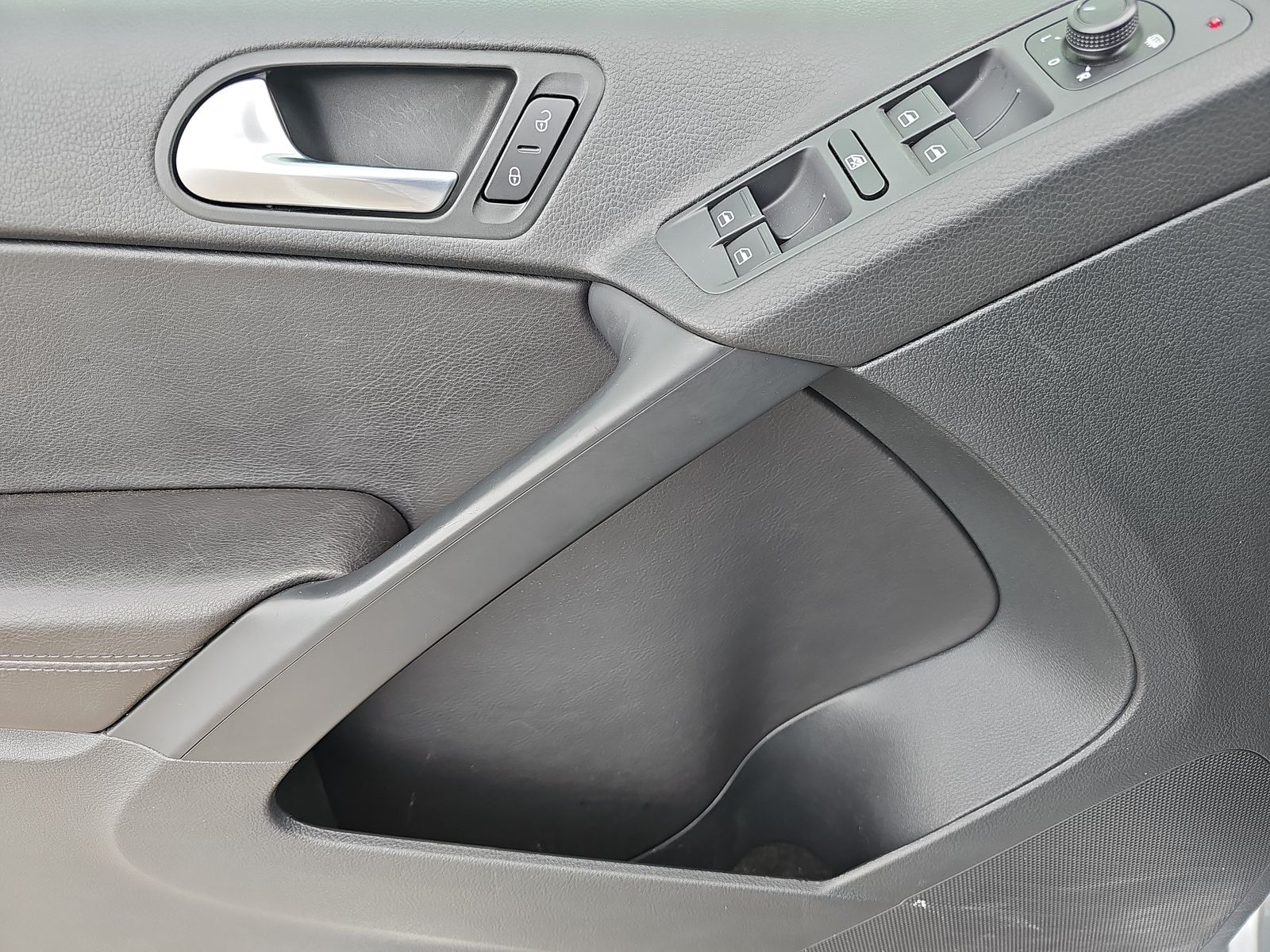 2017 Volkswagen Tiguan 2.0T S FWD