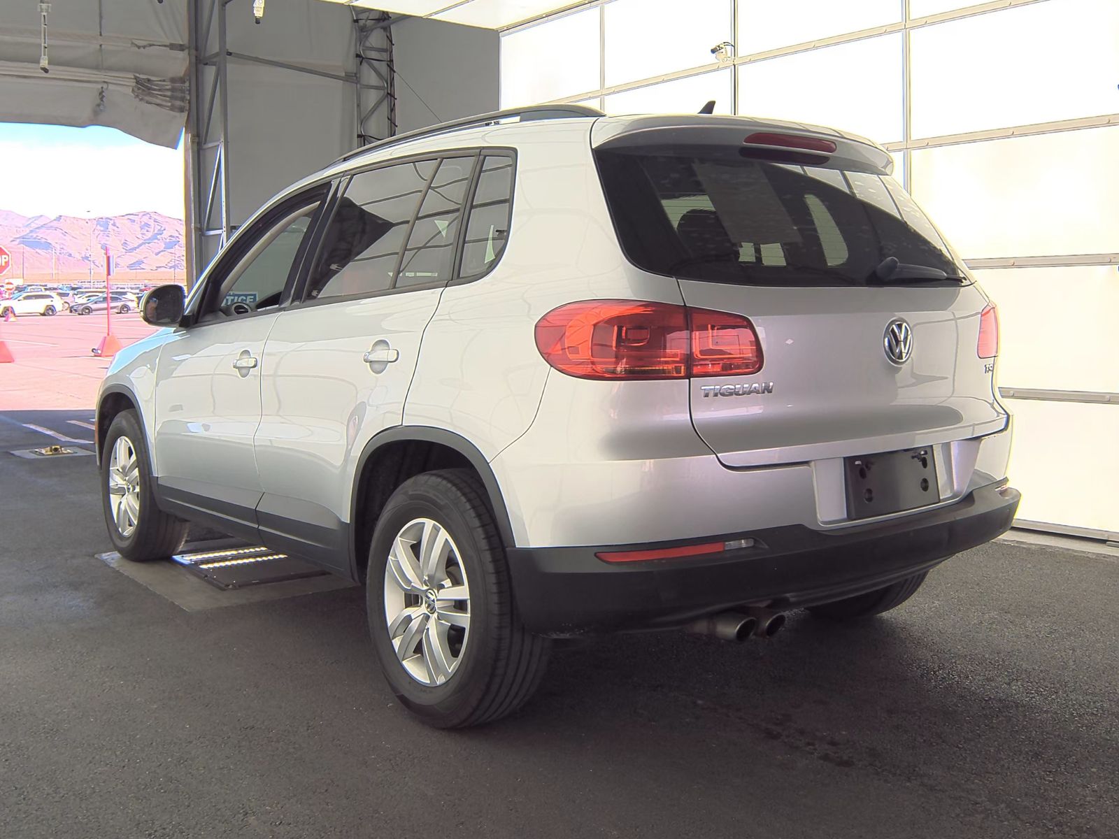 2017 Volkswagen Tiguan 2.0T S FWD
