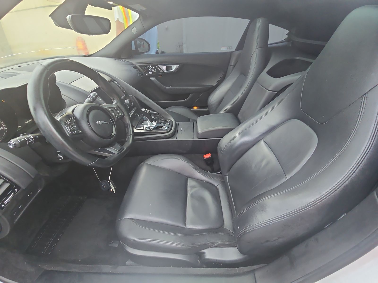 2017 Jaguar F-TYPE Premium RWD