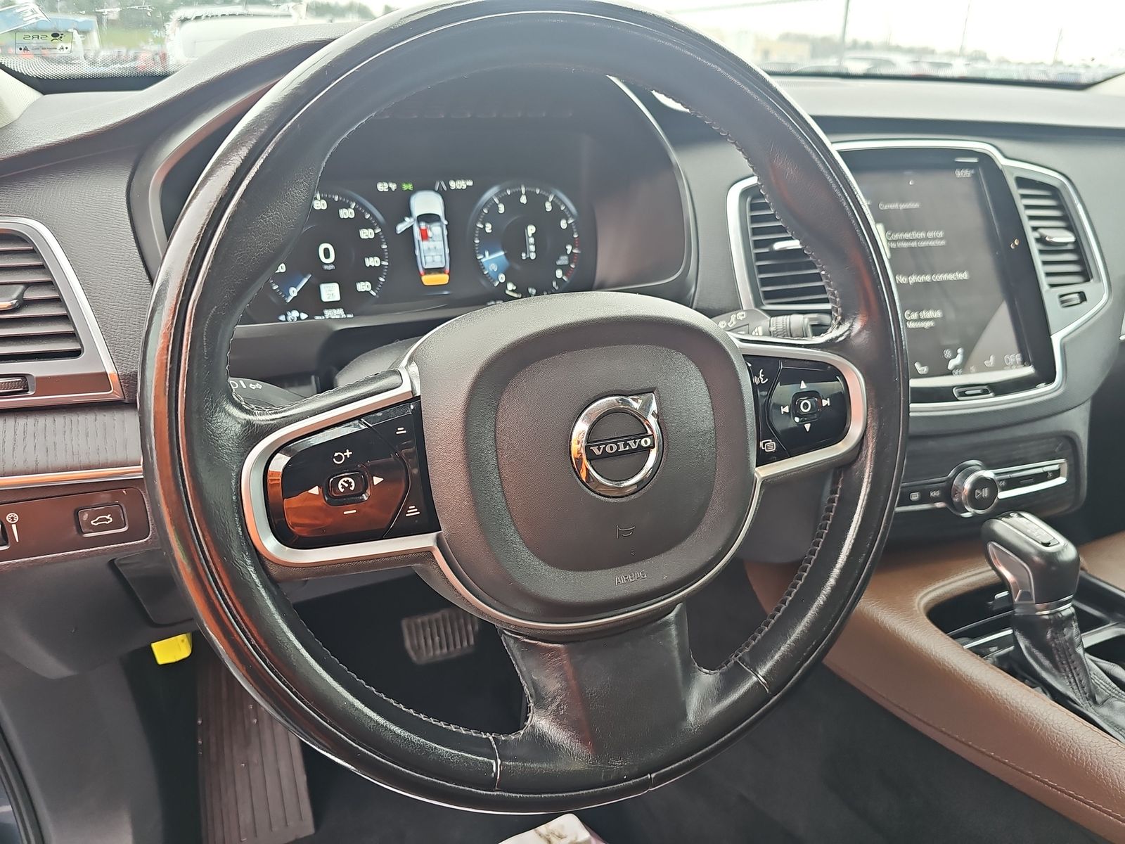 2020 Volvo XC90 T6 Momentum AWD