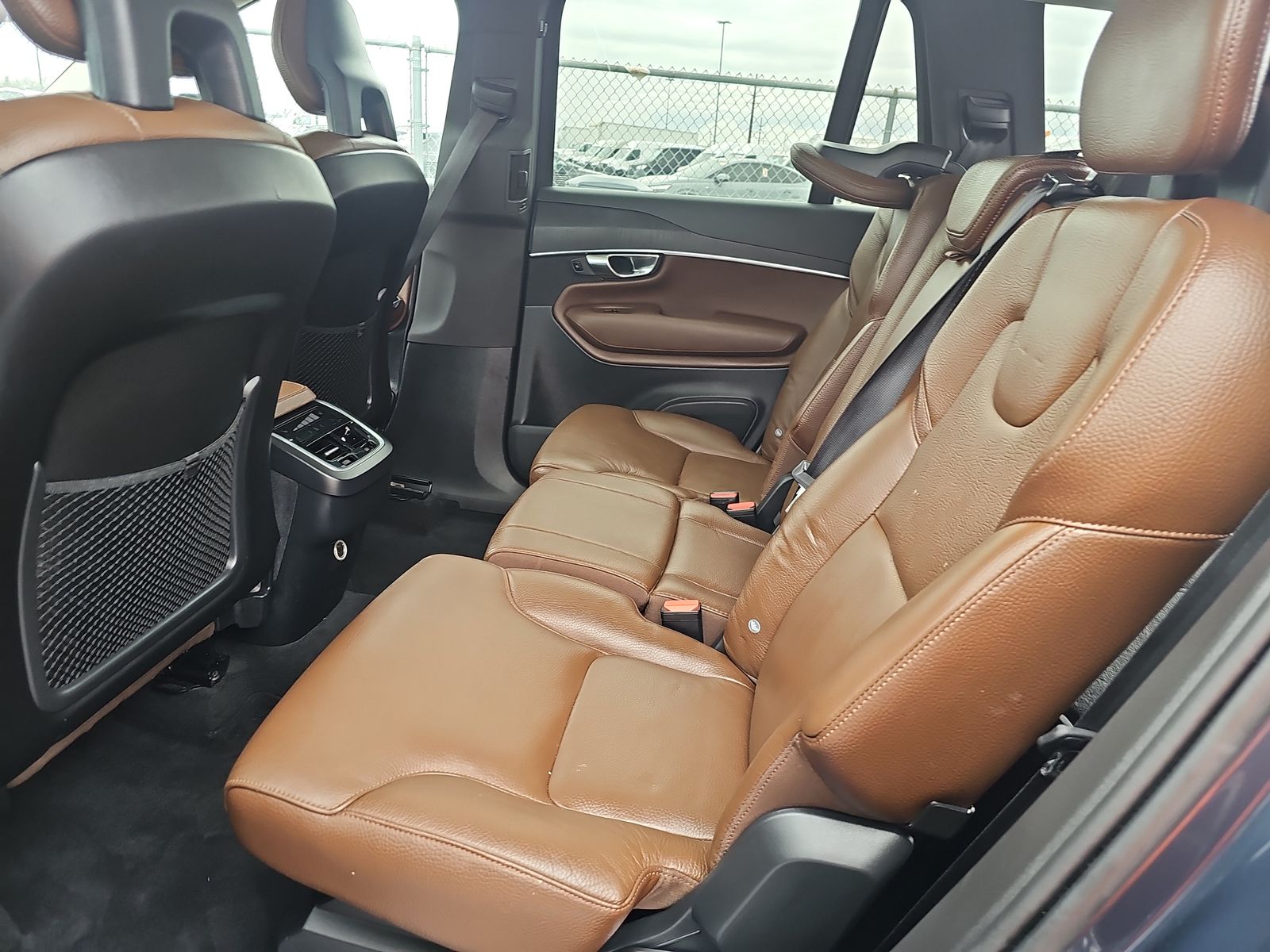 2020 Volvo XC90 T6 Momentum AWD