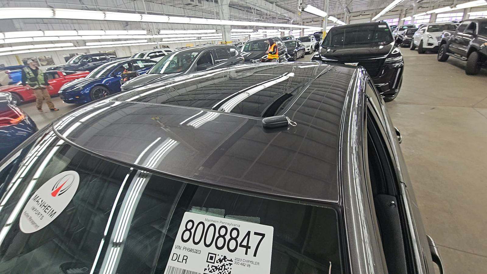 2023 Chrysler 300 300S RWD