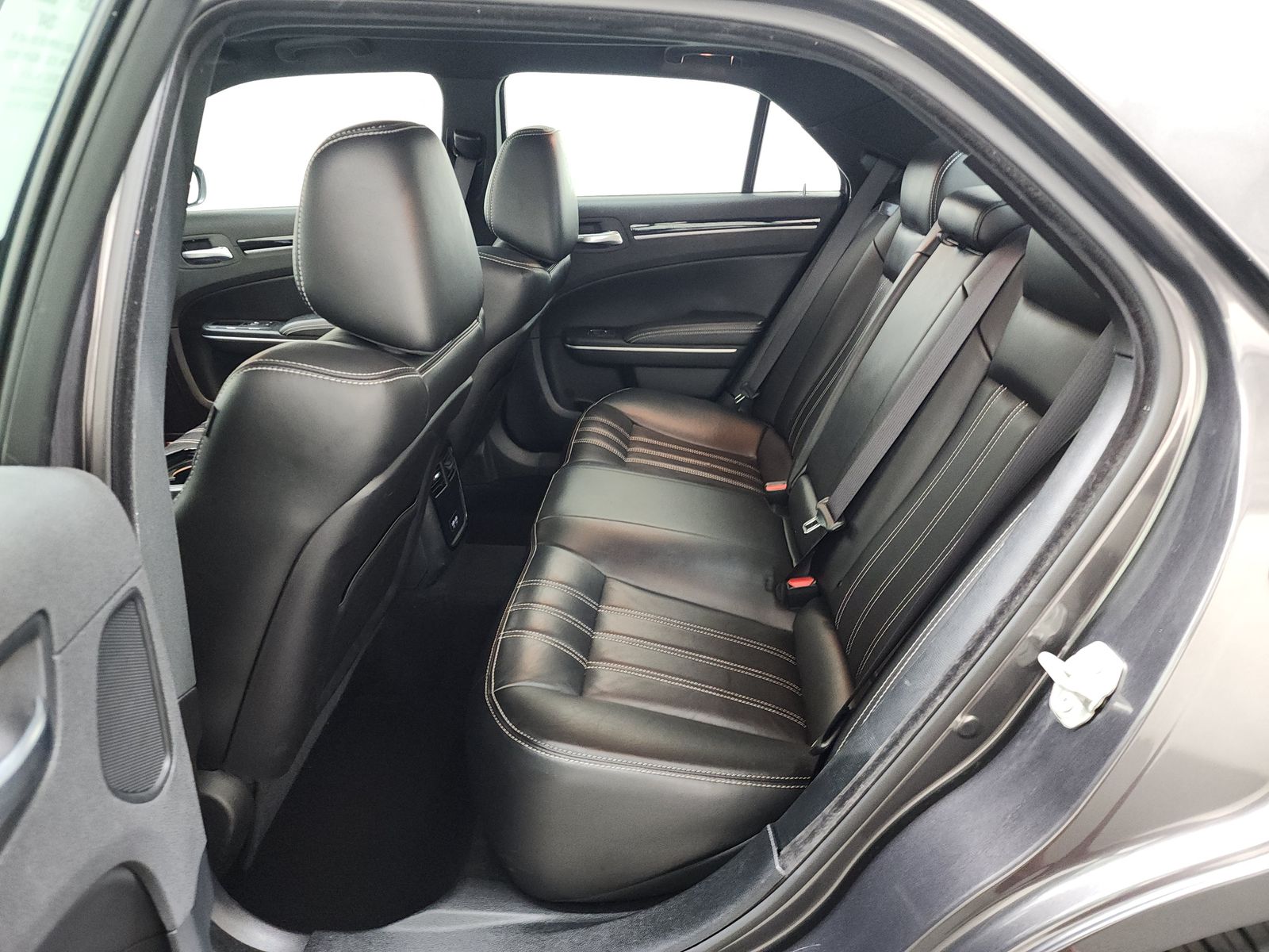 2023 Chrysler 300 300S RWD