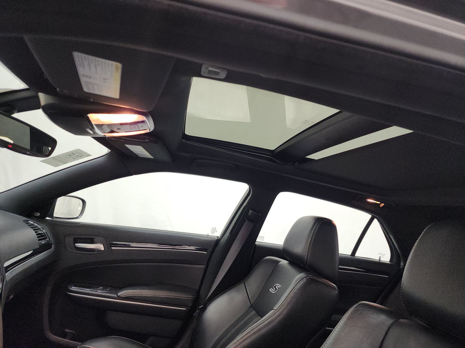 2023 Chrysler 300 300S RWD