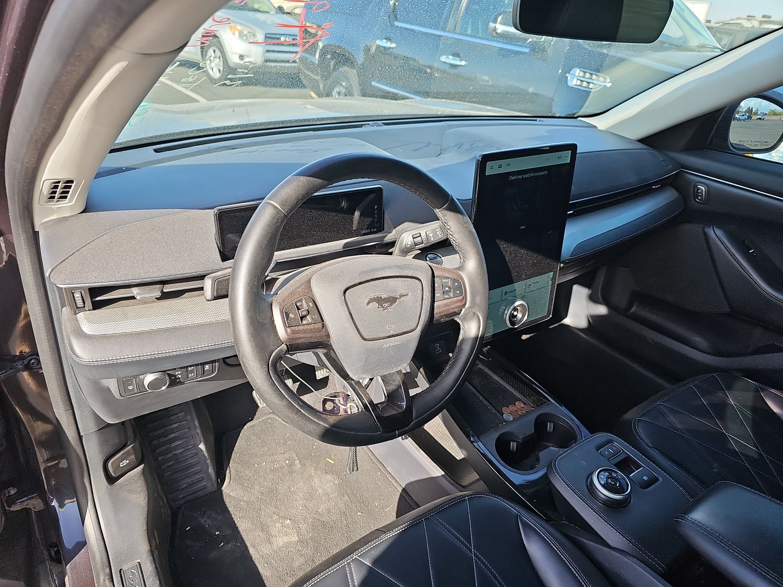 2022 Ford Mustang Mach-E Select RWD