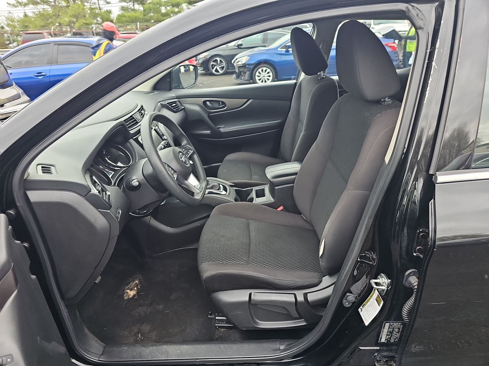 2020 Nissan Rogue Sport S FWD