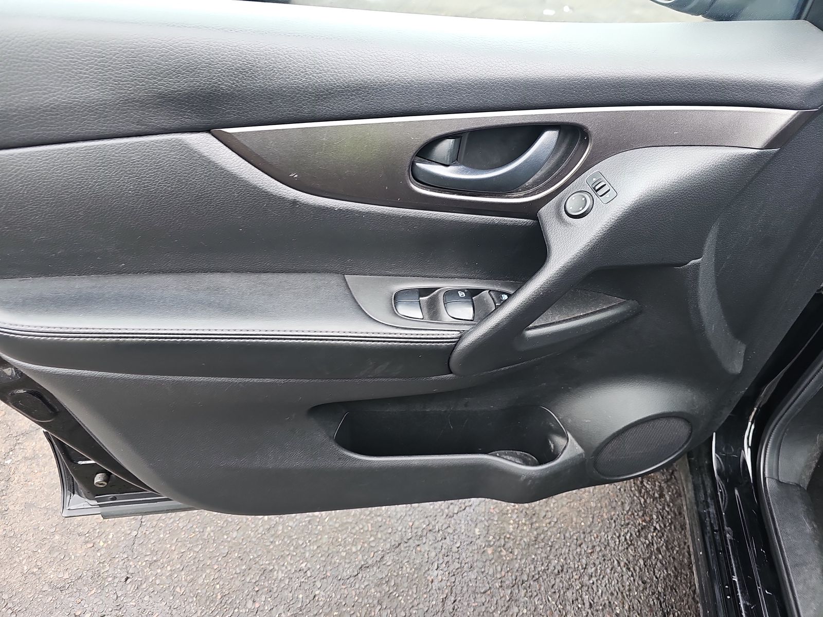 2020 Nissan Rogue Sport S FWD