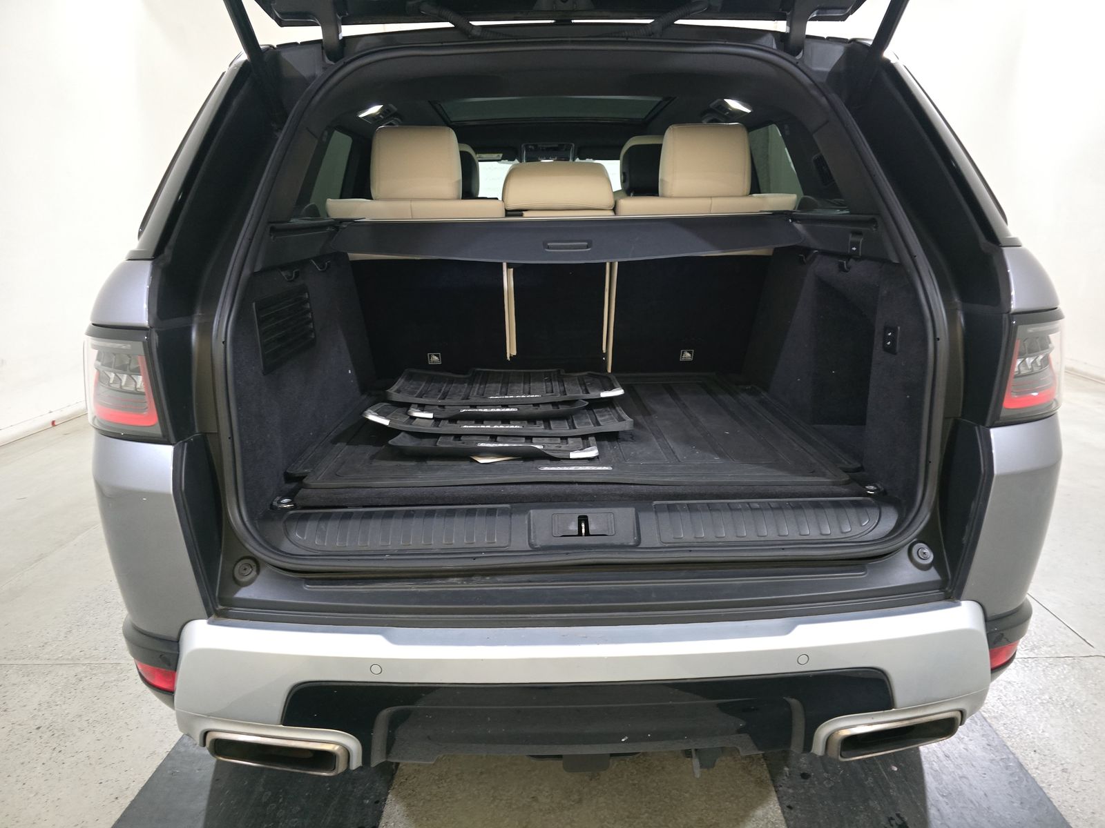 2022 Land Rover Range Rover Sport HSE Silver Edition AWD