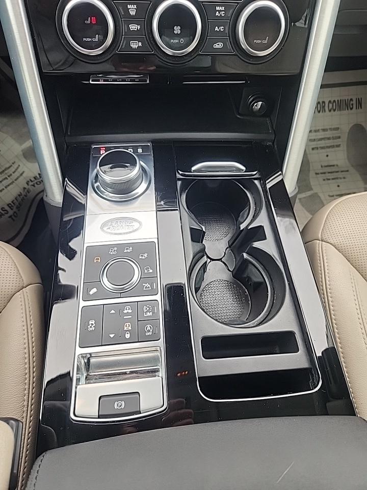 2017 Land Rover Discovery HSE AWD