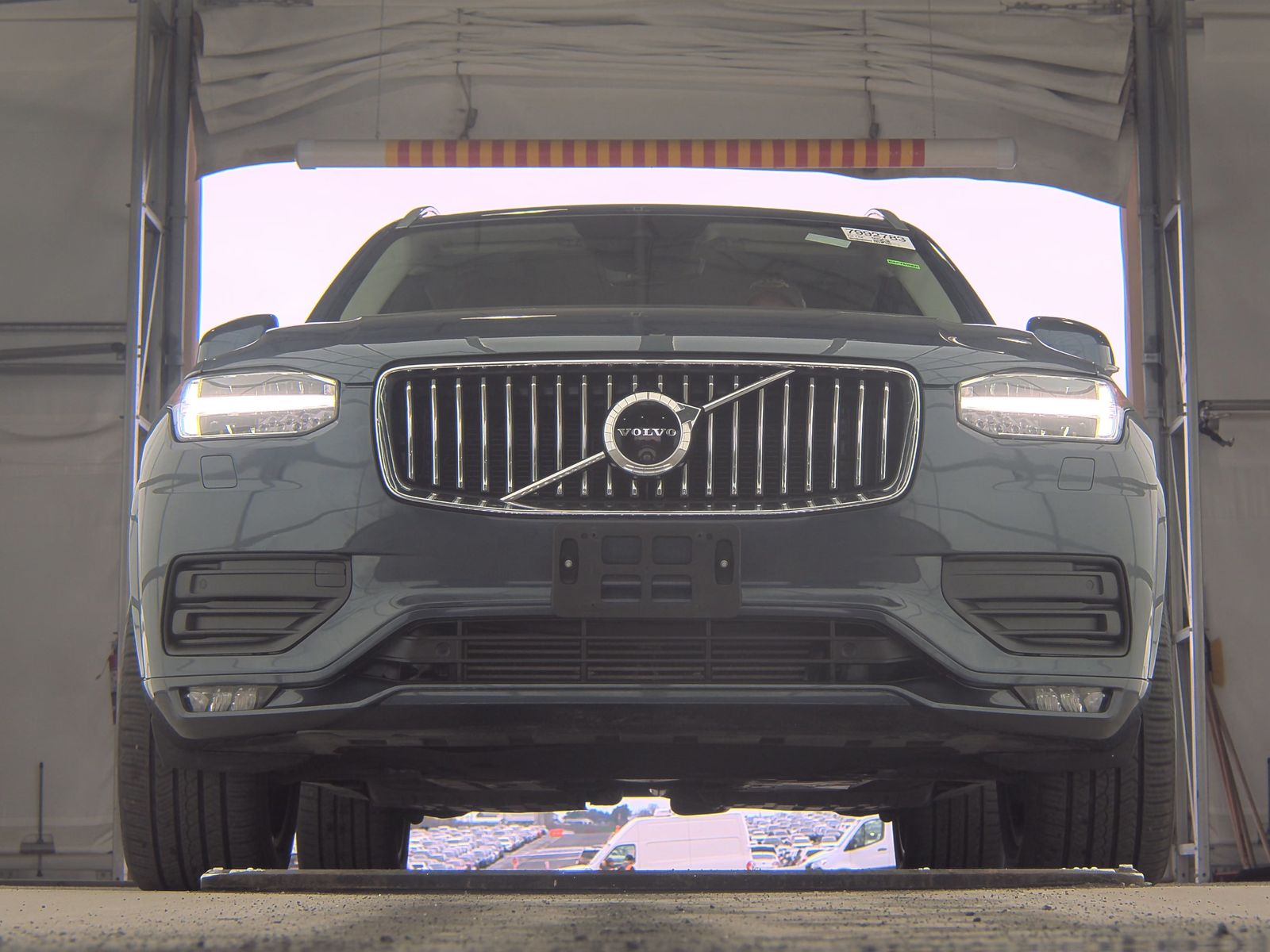2020 Volvo XC90 T6 Momentum AWD