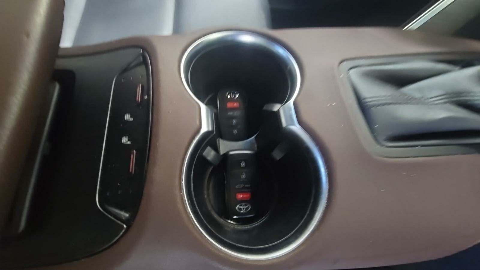 2024 Toyota Venza XLE AWD