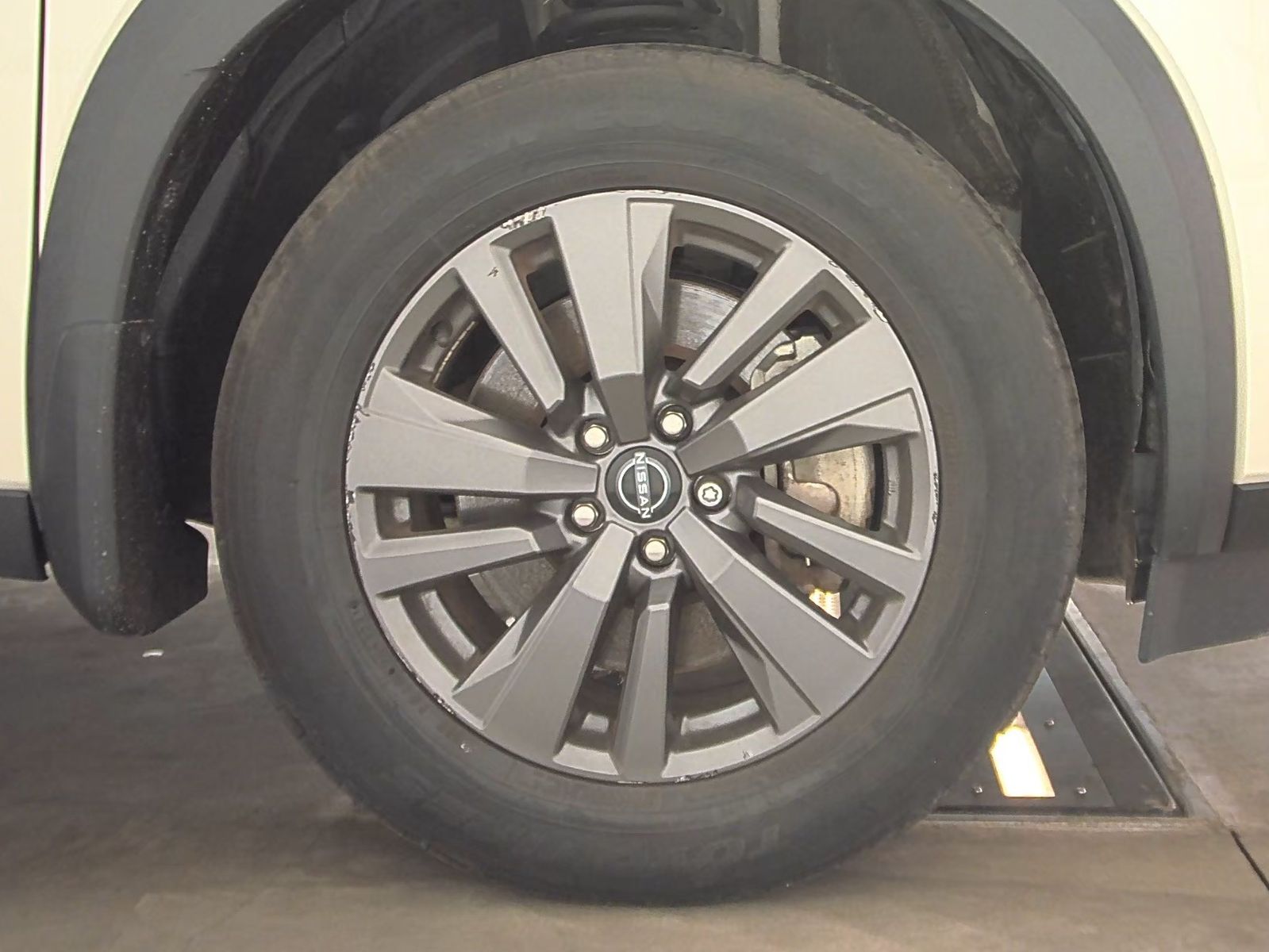 2022 Nissan Pathfinder SV AWD