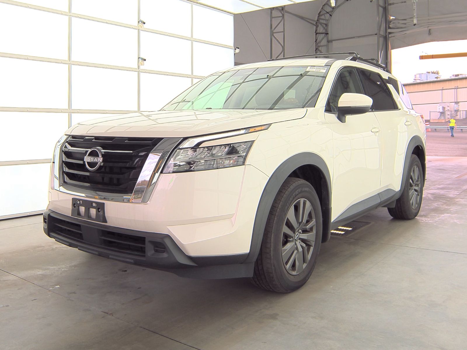 2022 Nissan Pathfinder SV AWD