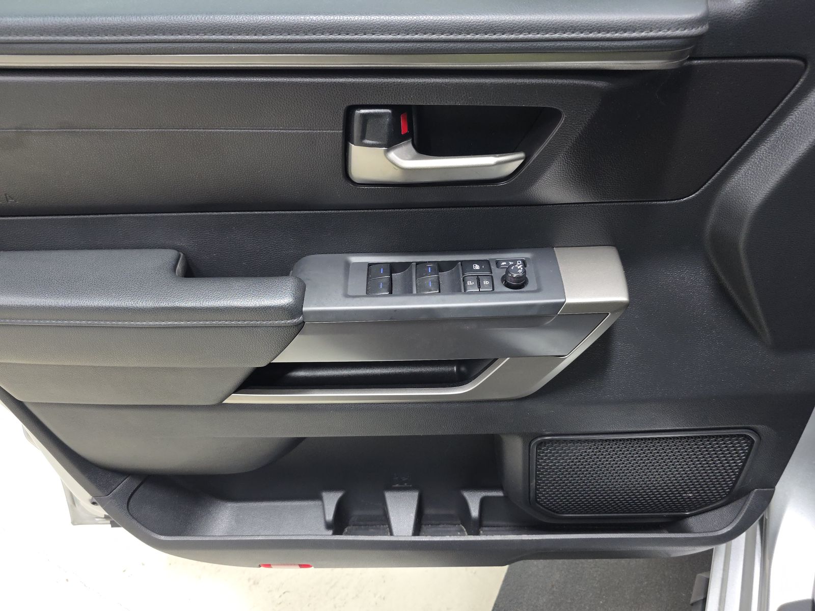 2022 Toyota Tundra SR5 RWD