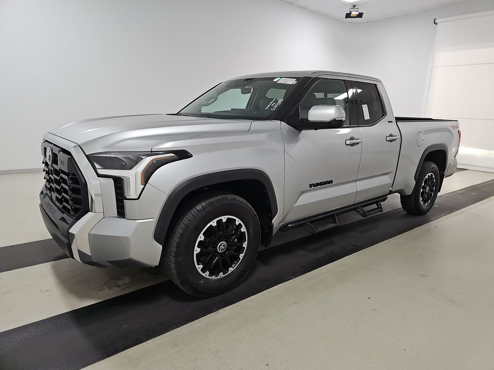 2022 Toyota Tundra SR5 RWD