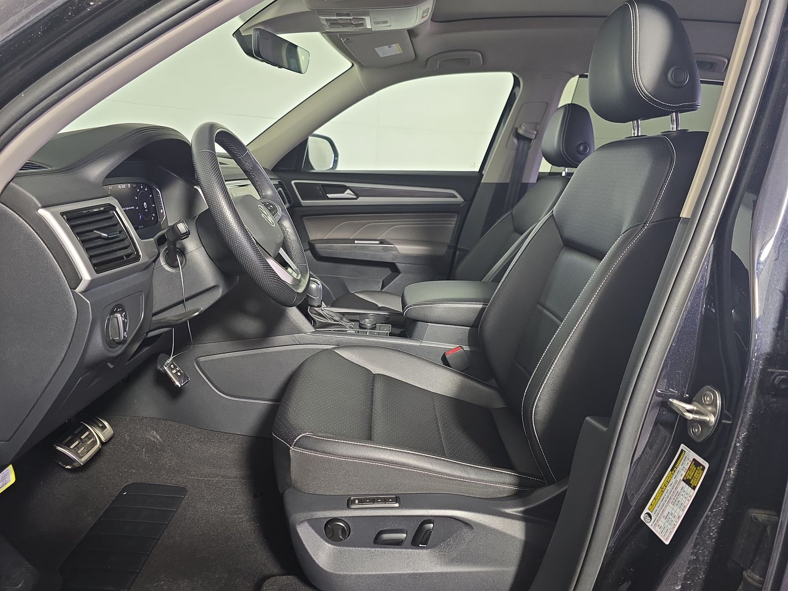 2023 Volkswagen Atlas 3.6L V6 SEL R-Line Black AWD