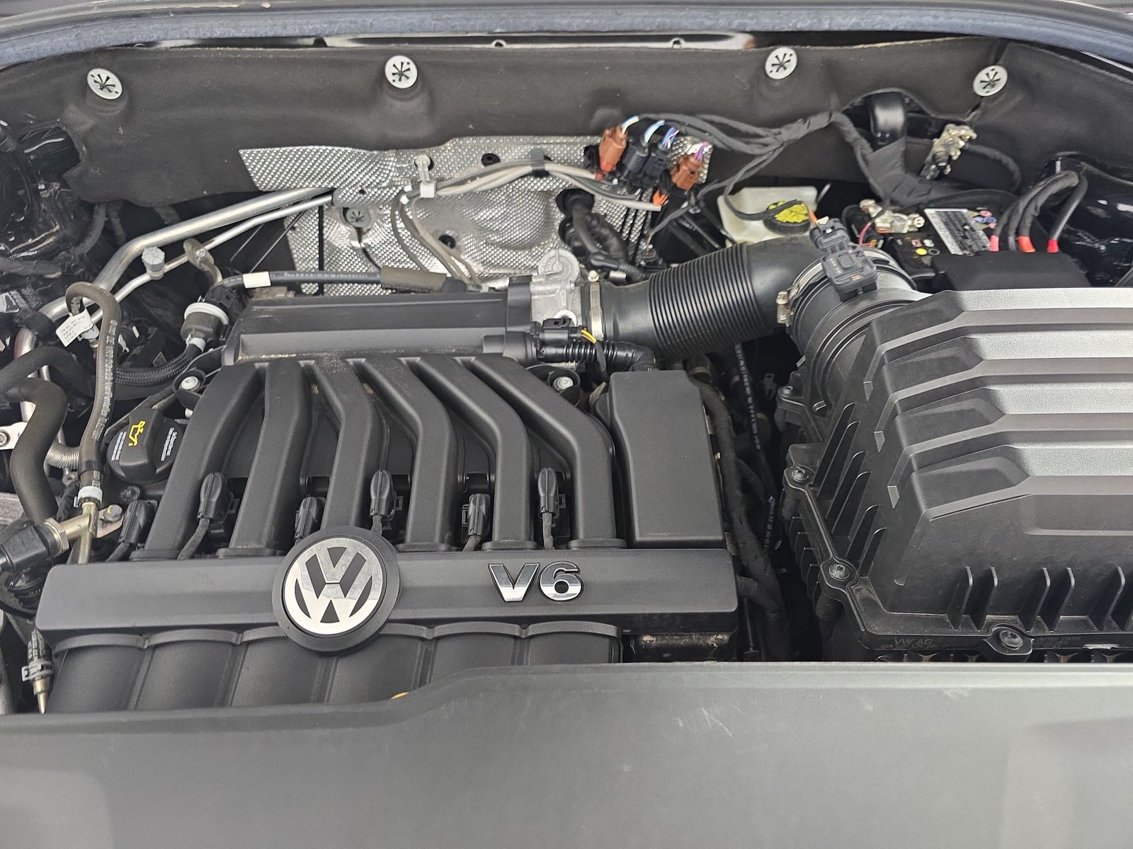 2023 Volkswagen Atlas 3.6L V6 SEL R-Line Black AWD