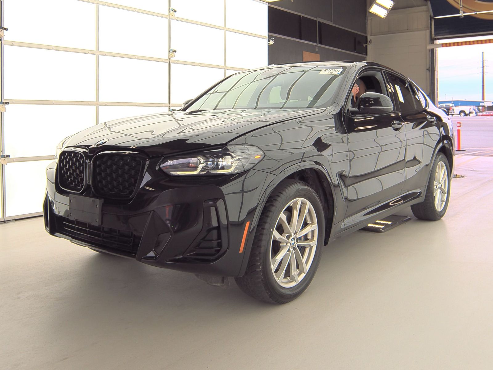 2022 BMW X4 xDrive30i AWD