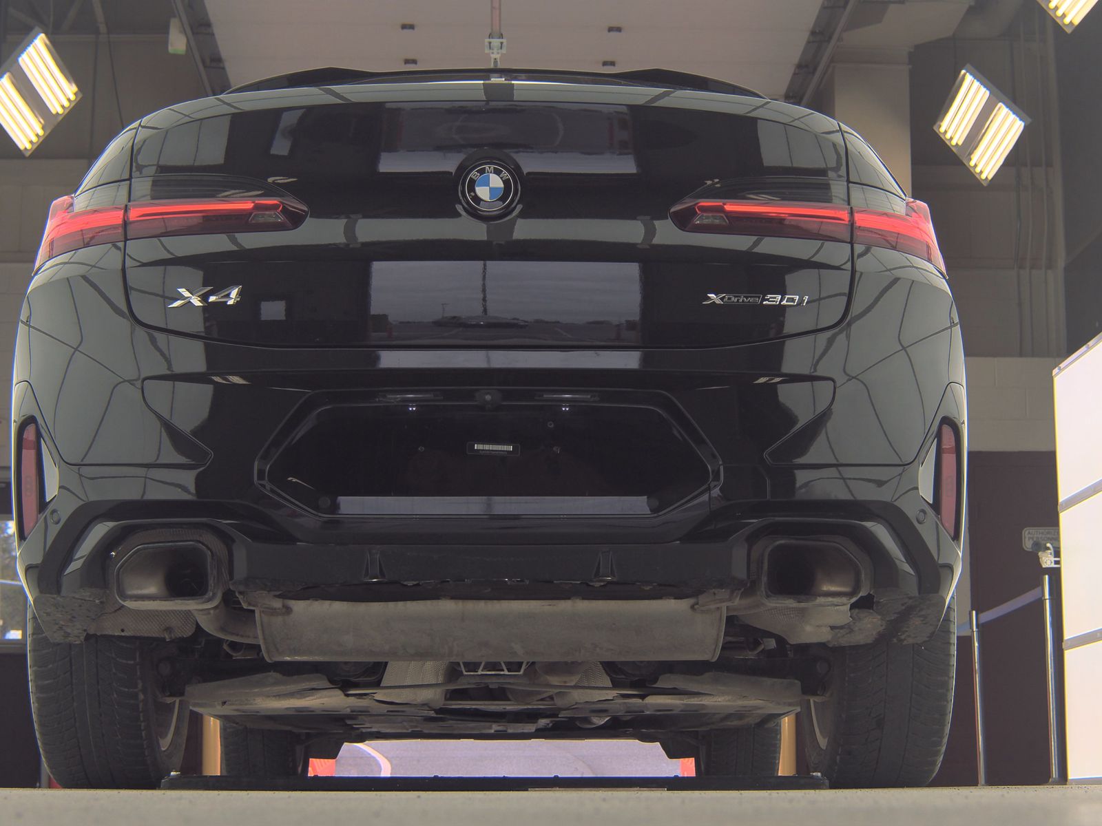 2022 BMW X4 xDrive30i AWD