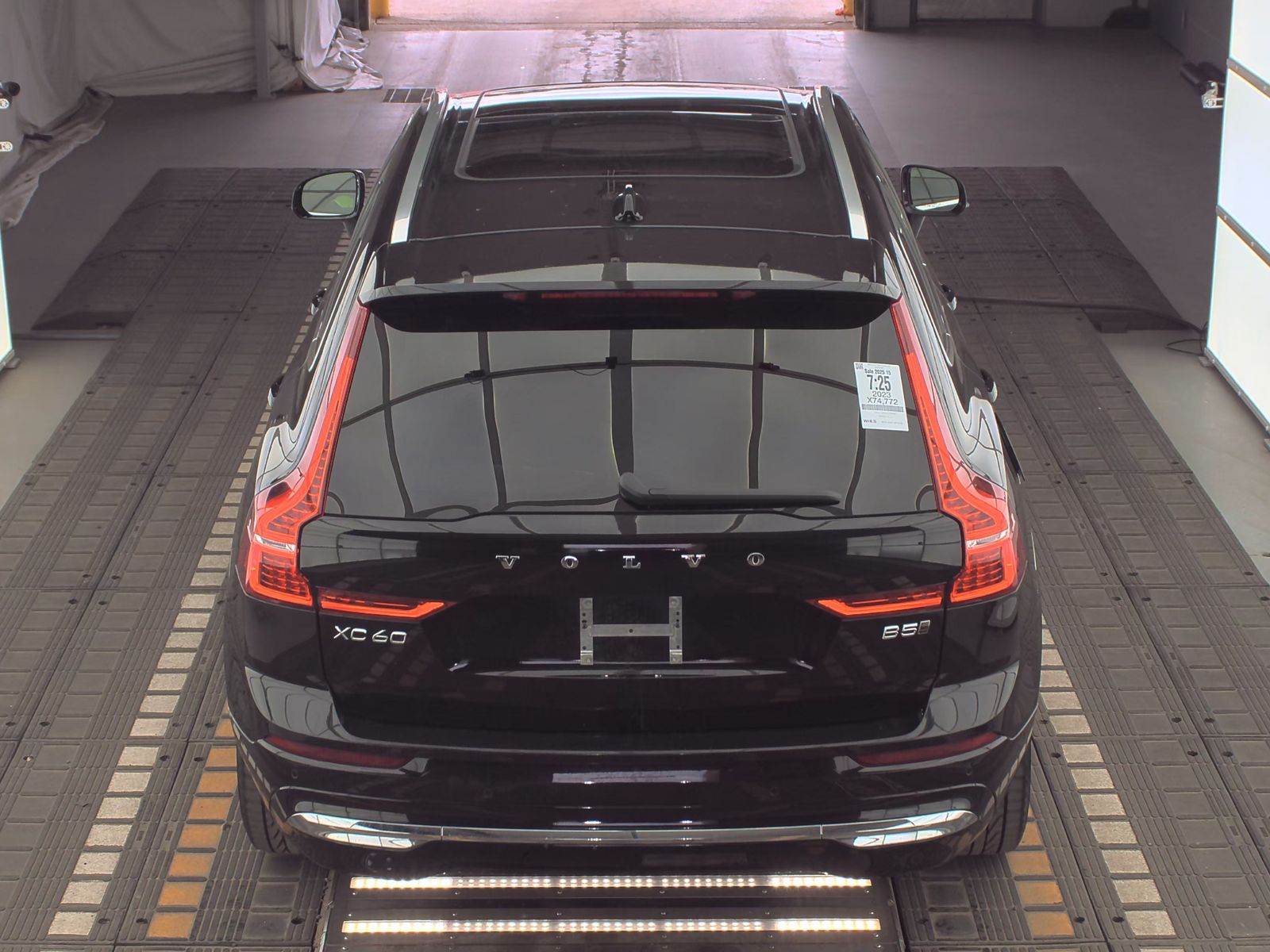 2023 Volvo XC60 B5 Plus AWD