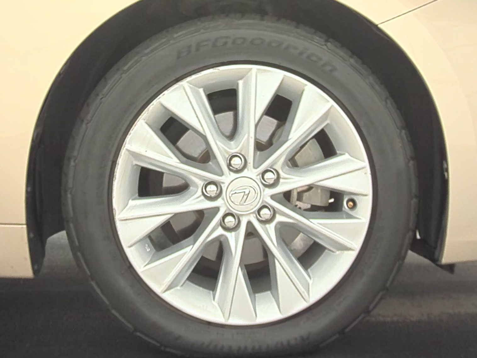 2013 Lexus ES ES 300h FWD