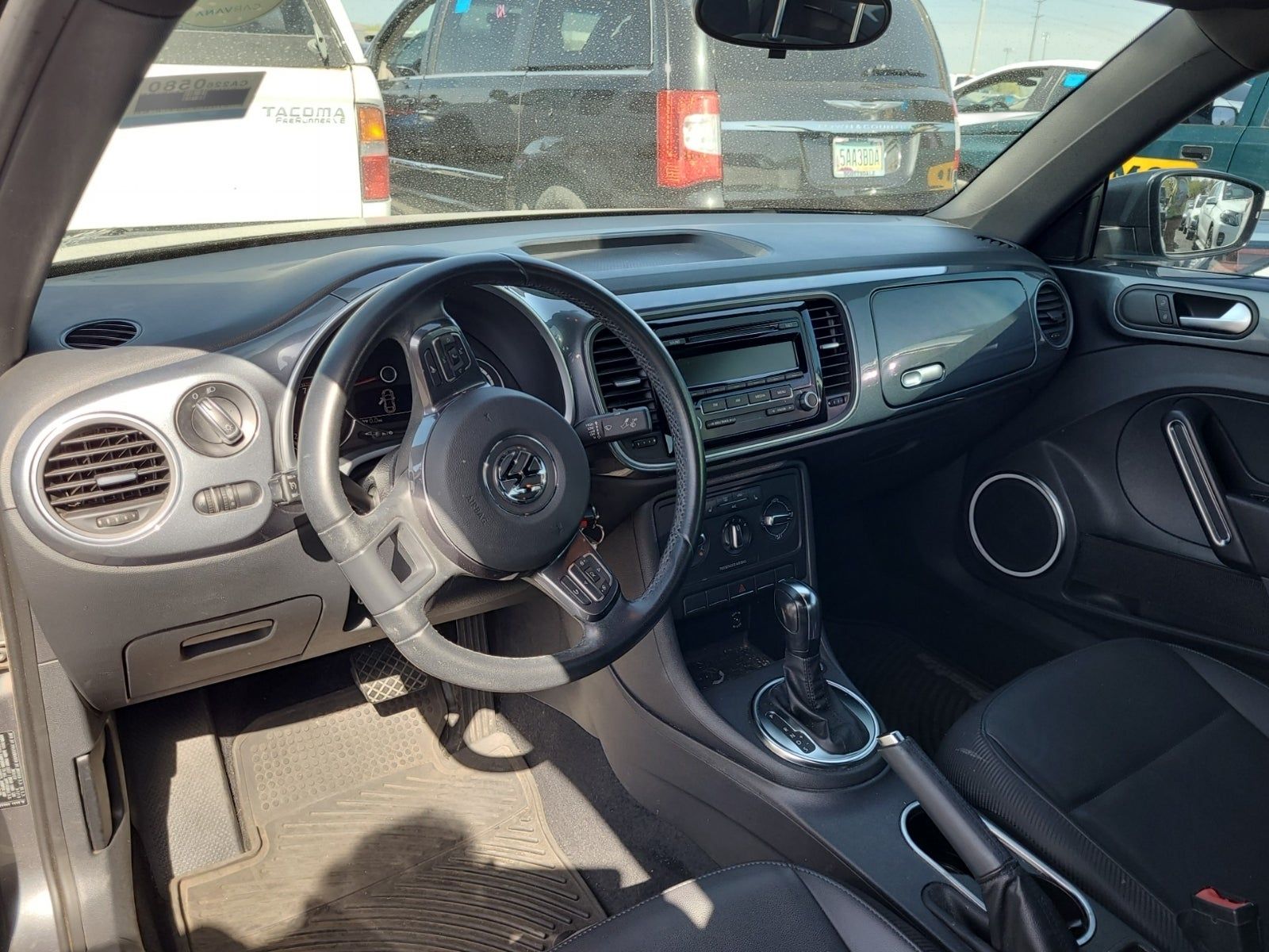 2014 Volkswagen Beetle 2.5L FWD