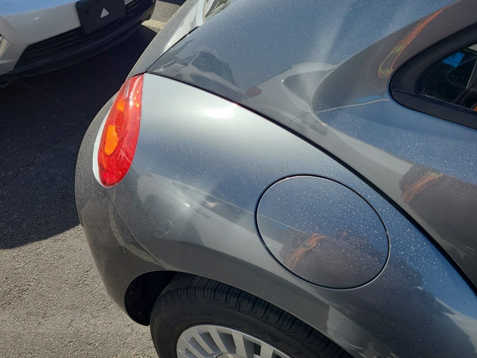 2014 Volkswagen Beetle 2.5L FWD