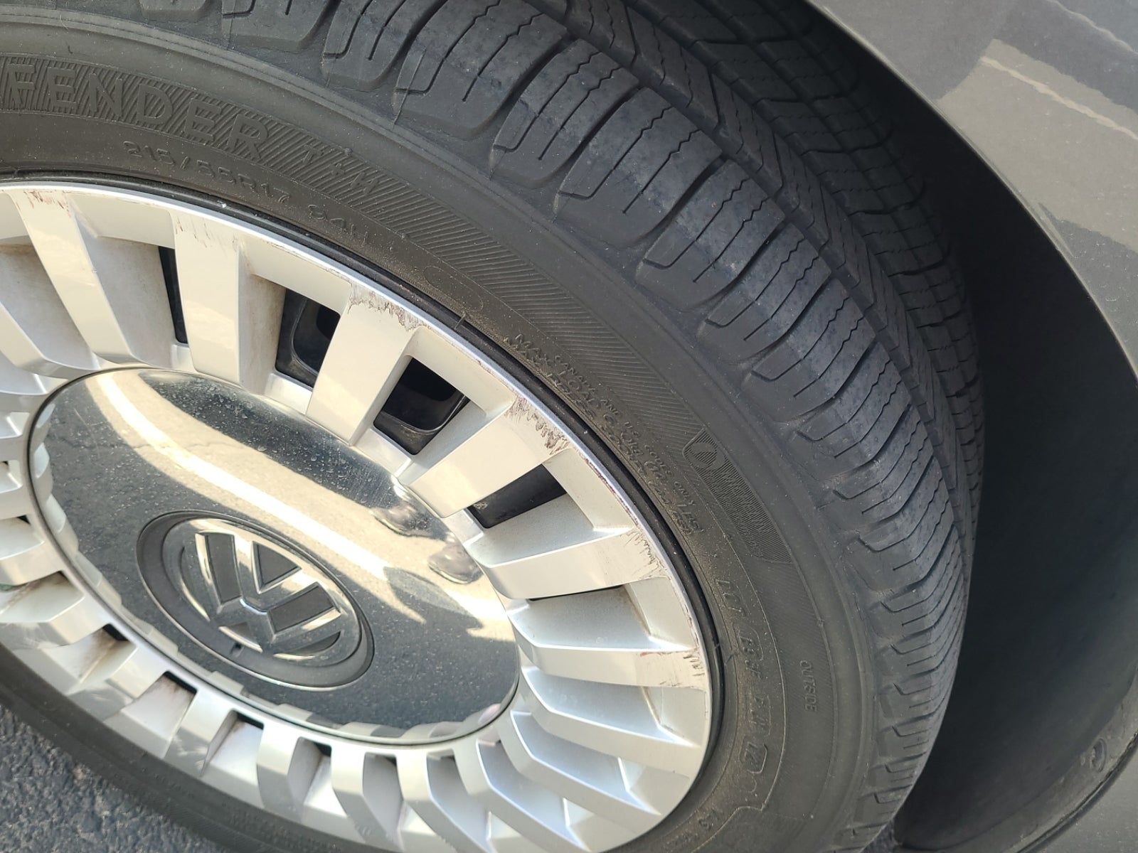 2014 Volkswagen Beetle 2.5L FWD