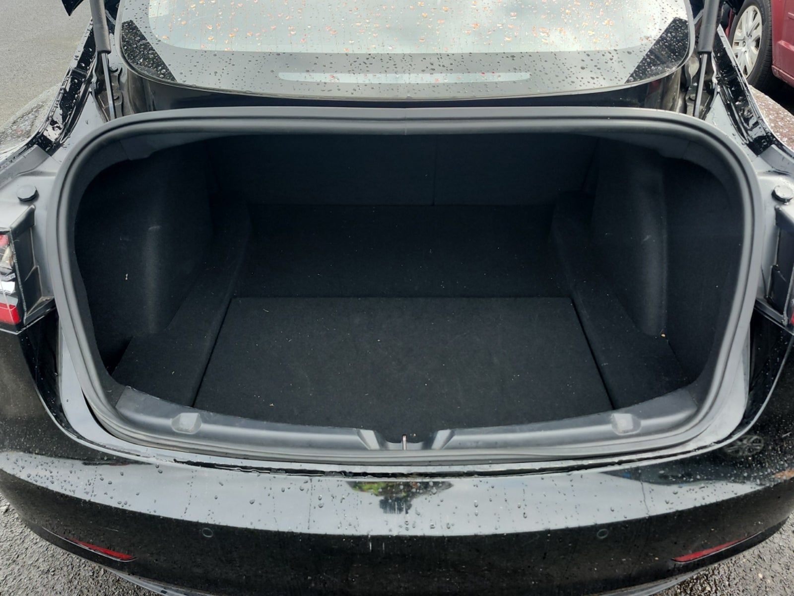 2018 Tesla Model 3 Long Range RWD