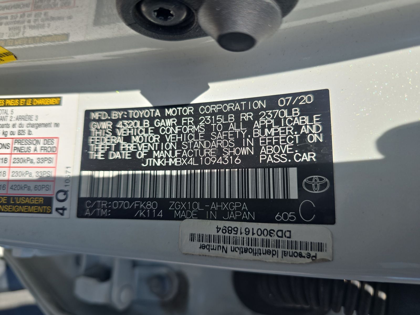 2020 Toyota C-HR XLE FWD