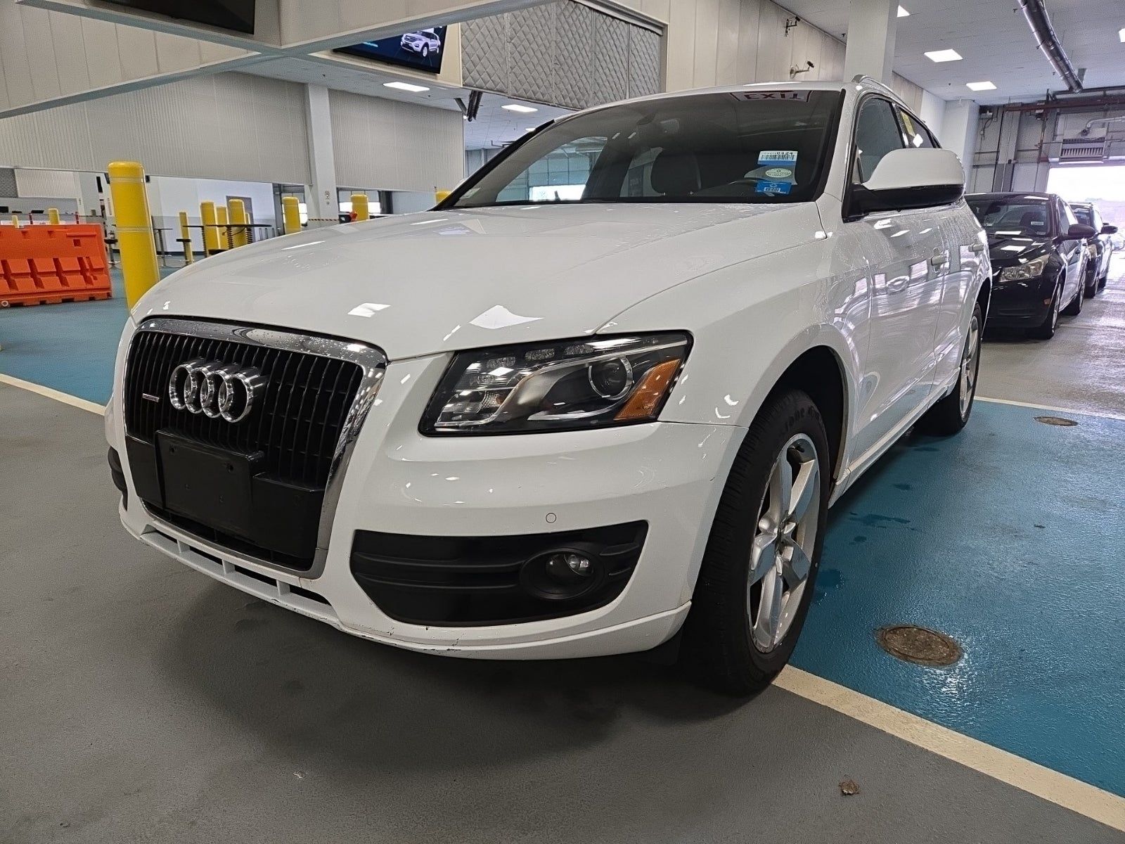 2010 Audi Q5 3.2 Premium Plus AWD