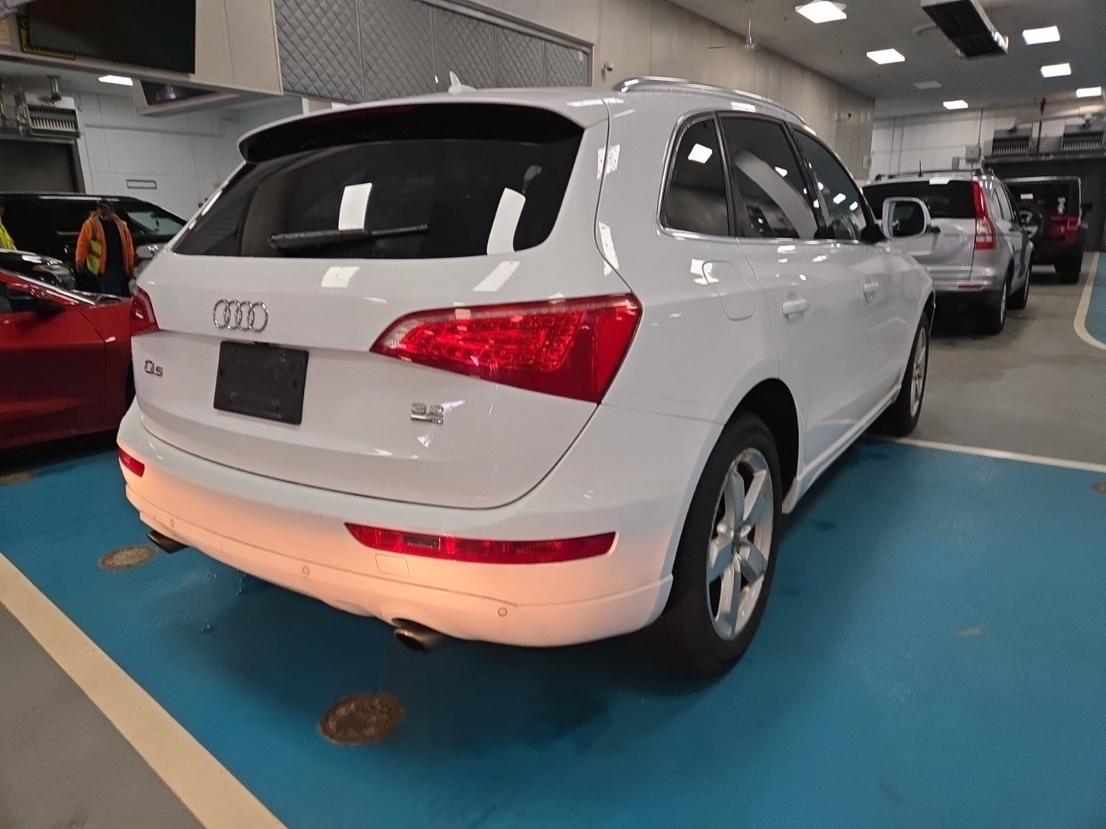 2010 Audi Q5 3.2 Premium Plus AWD