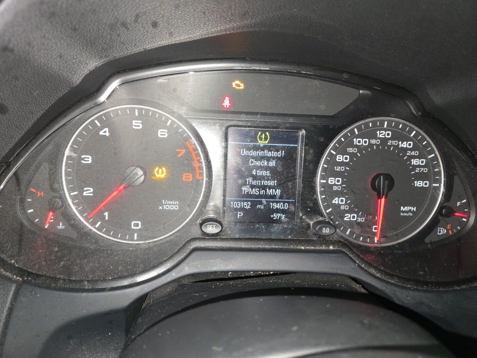 2010 Audi Q5 3.2 Premium Plus AWD