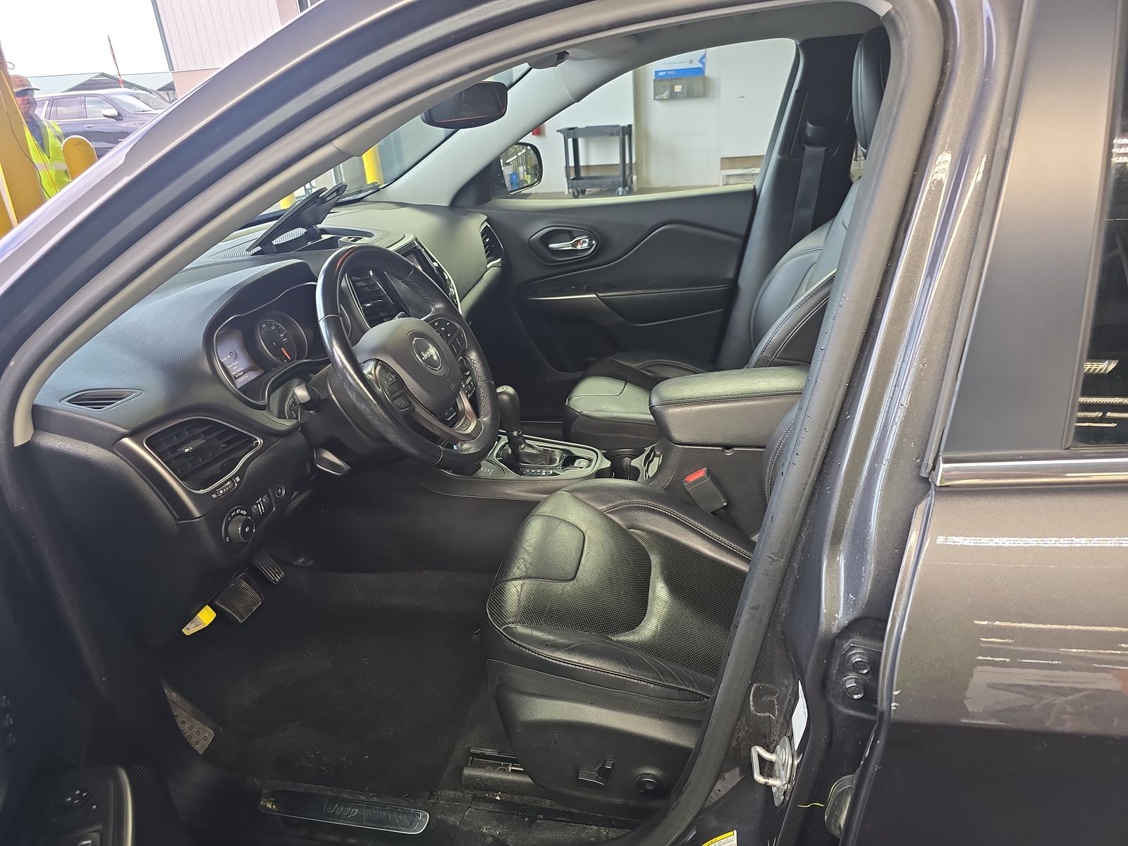 2020 Jeep Cherokee Limited AWD