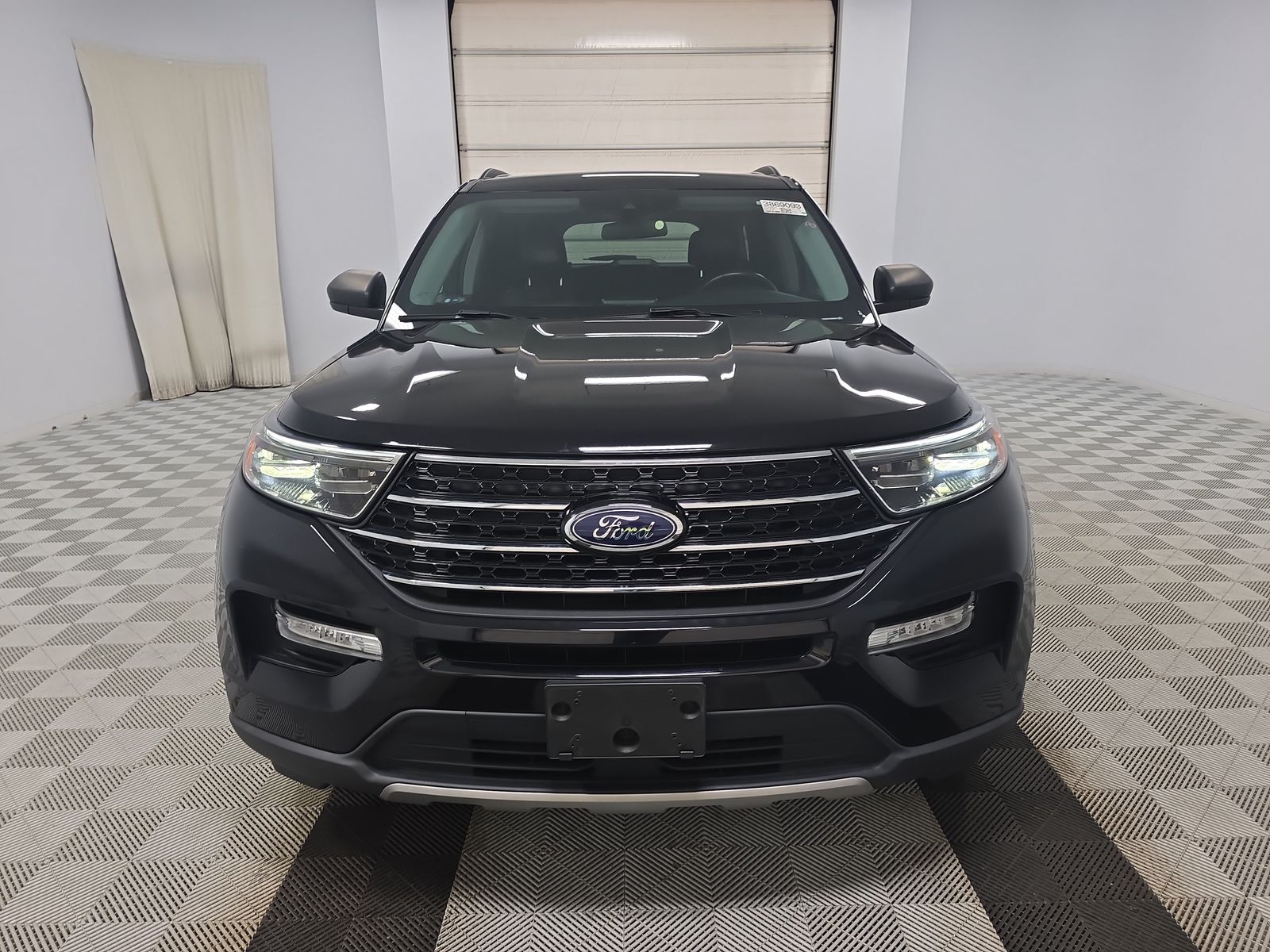 2021 Ford Explorer XLT AWD